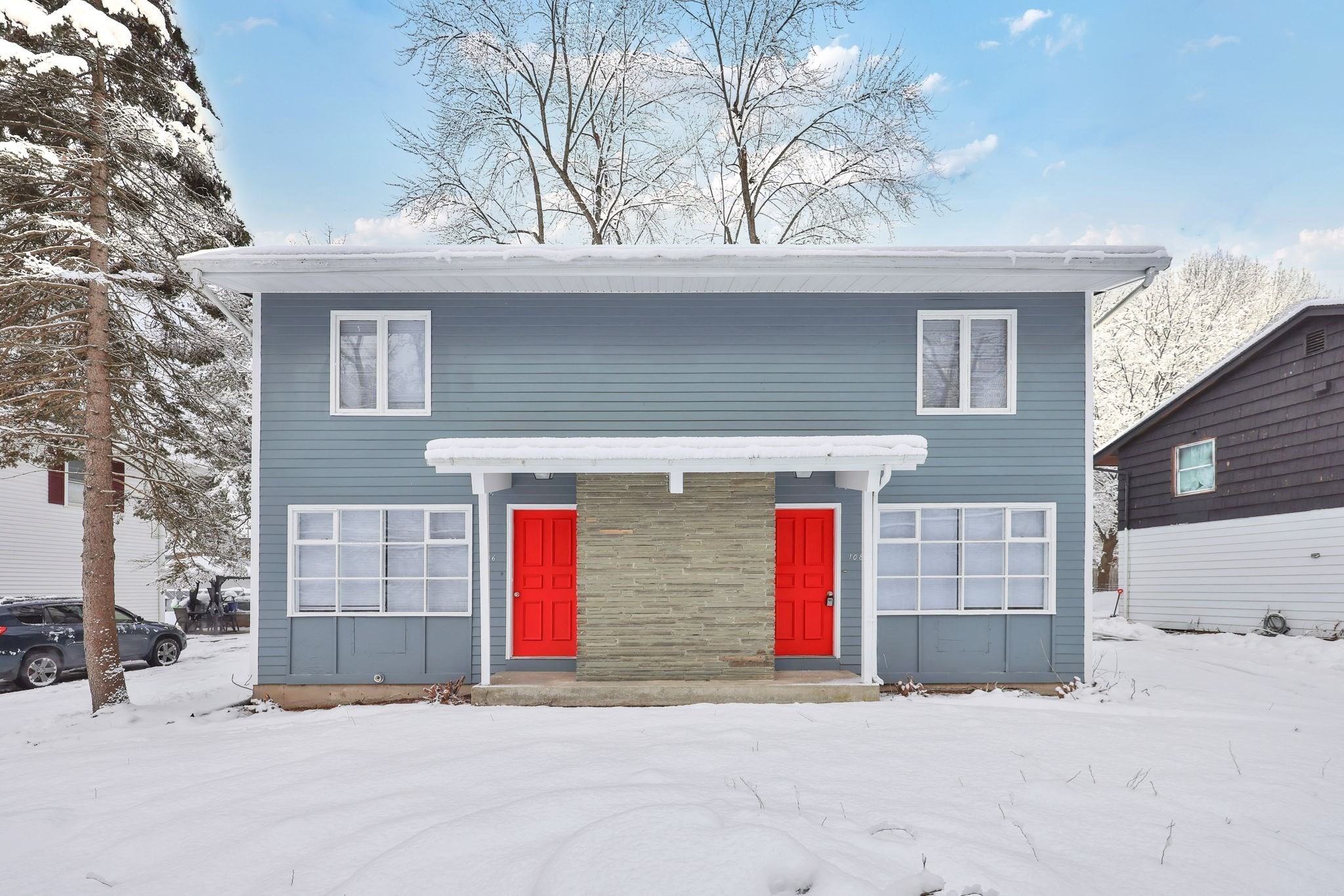 106 Breckwood Cir, Springfield, MA 01119