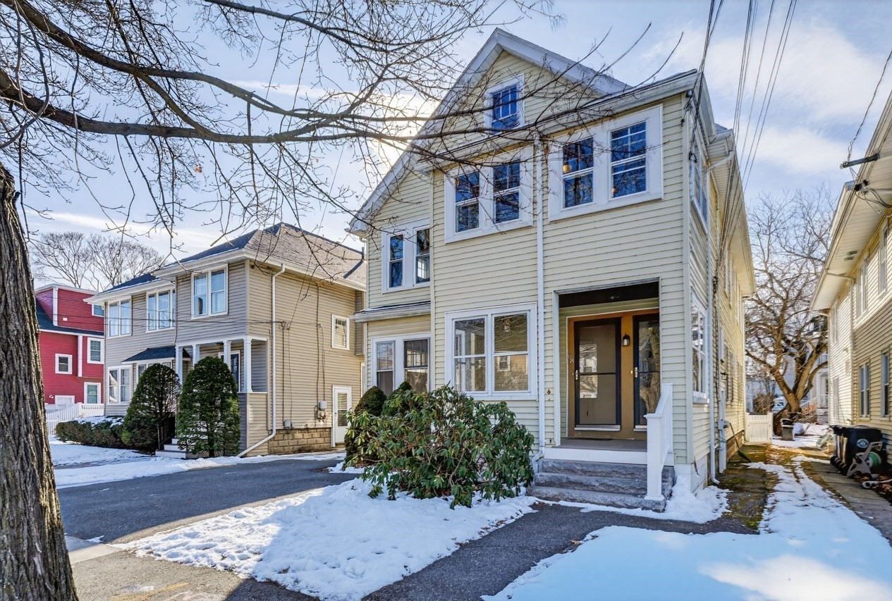 68 Hamlet Unit 68, Arlington, MA 02474
