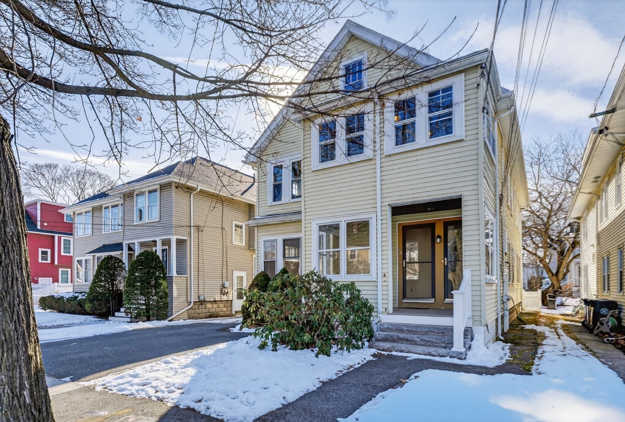 68 Hamlet, Arlington, MA 02474
