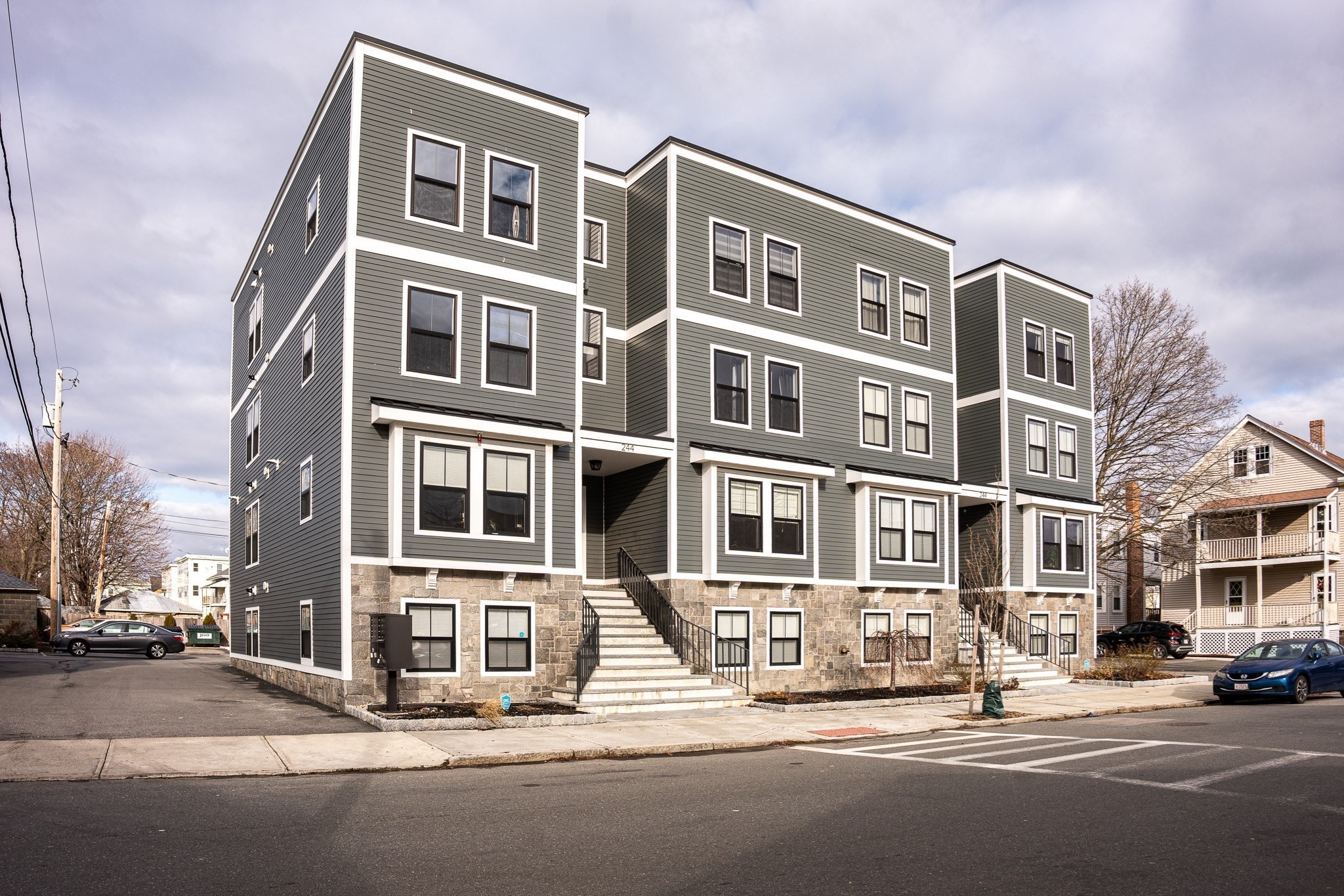 244 Central Ave Unit 5, Medford, MA 02155