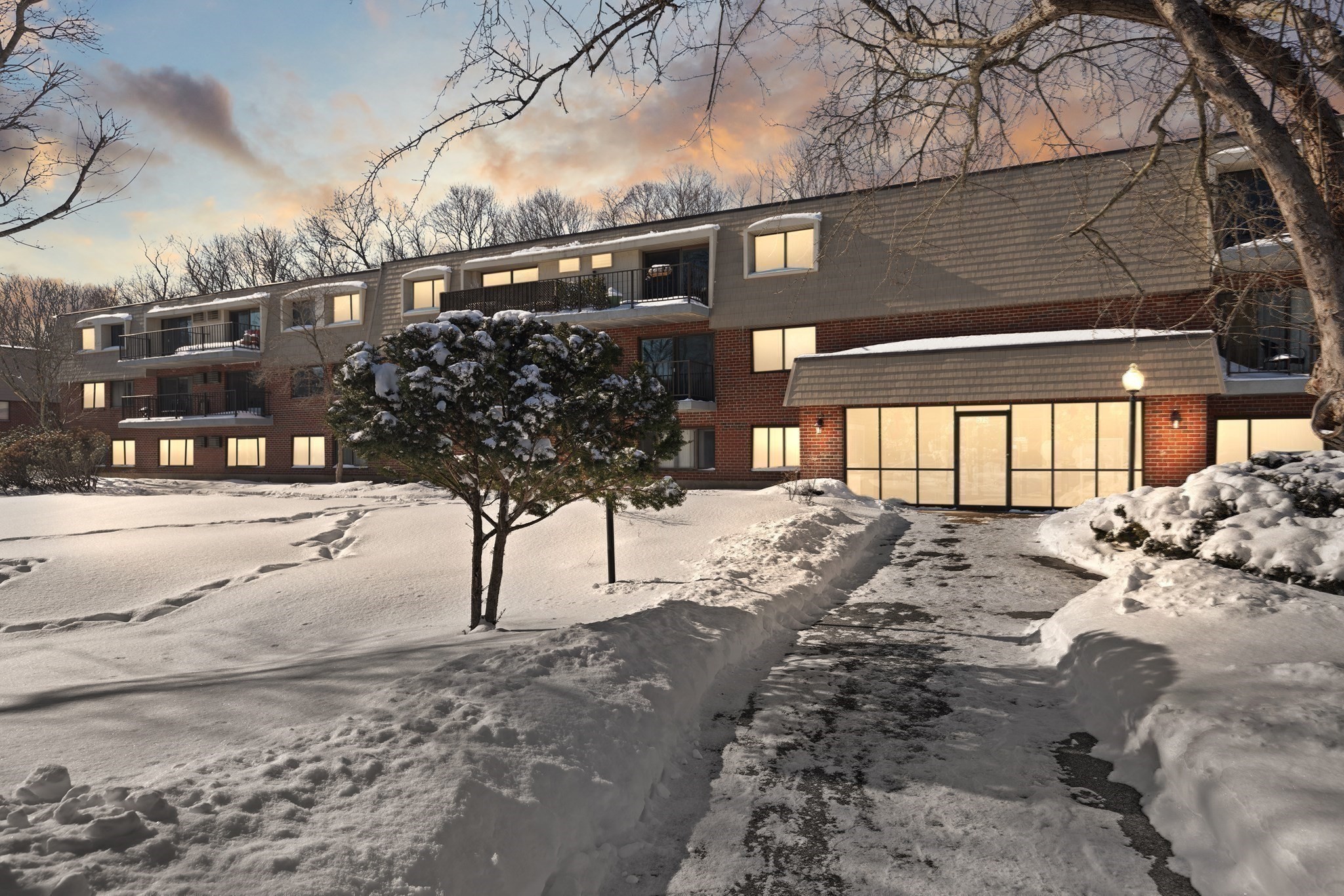 575 Broad St Unit 315, Weymouth, MA 02189