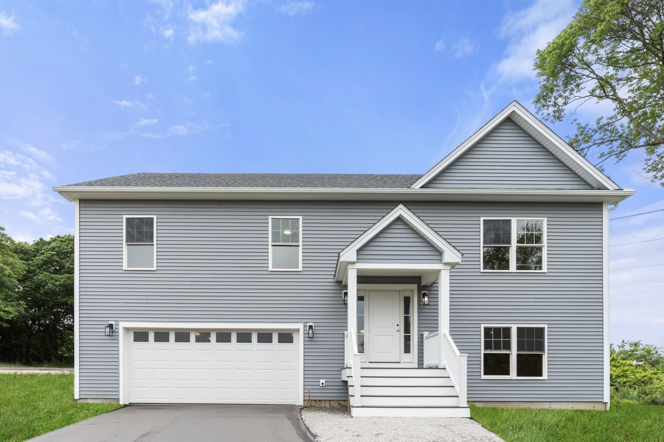24 Bronson St, Fall River, MA 02721