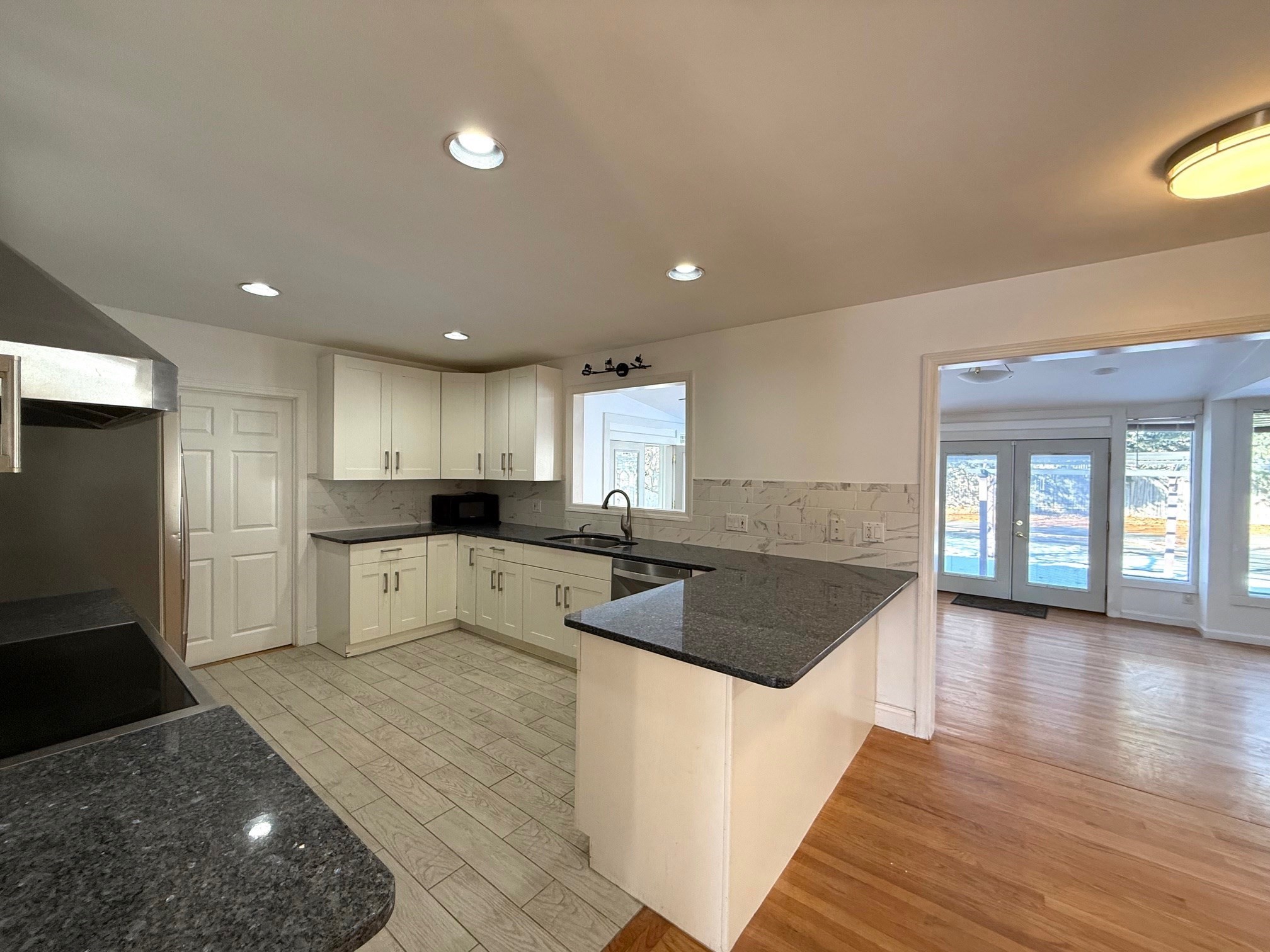 36 Chestnut Ave, Braintree, MA 02184 - Image 5