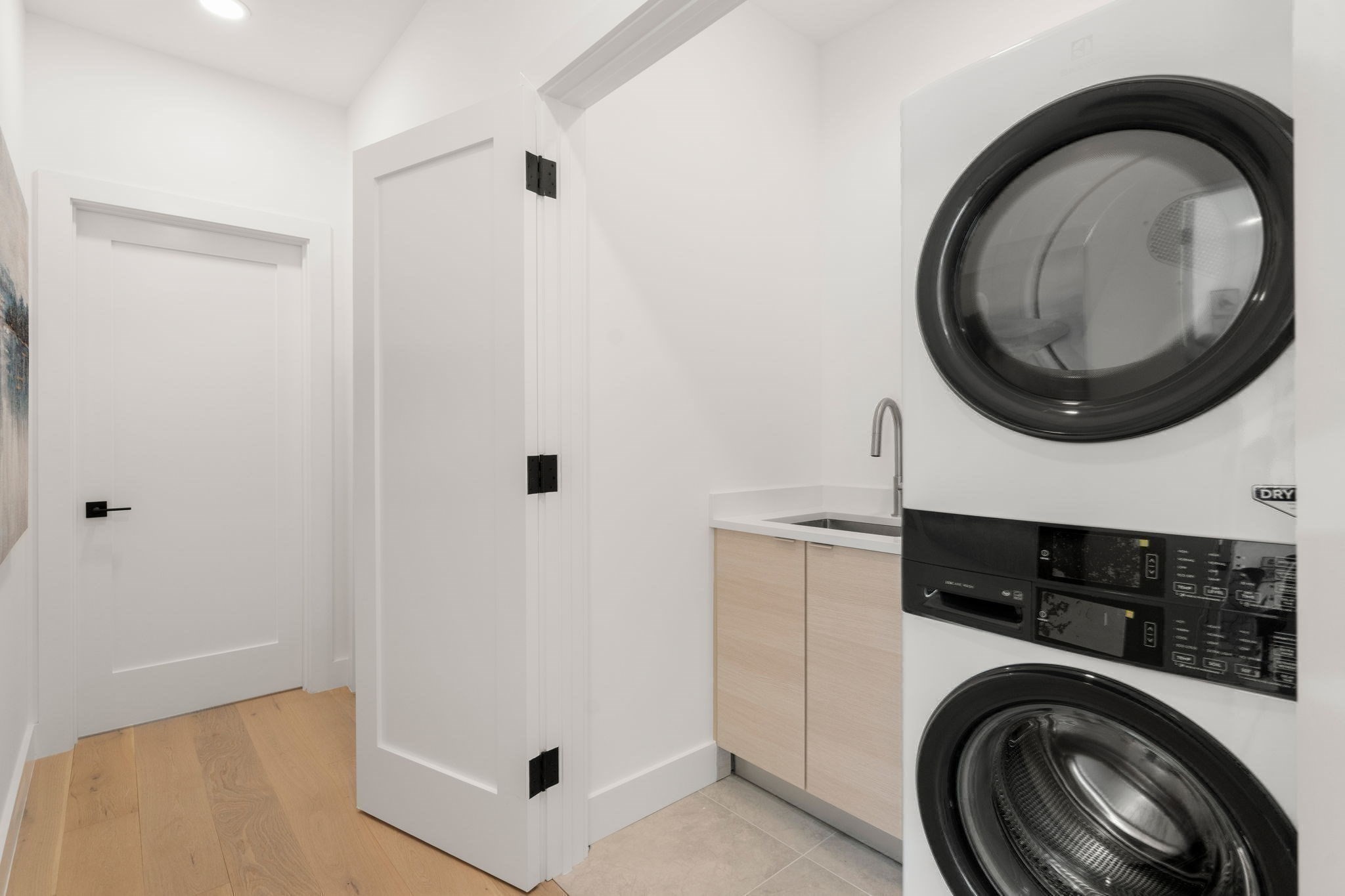 16 Stearns Rd 103 Unit 103, Wellesley, MA 02482 - Image 19