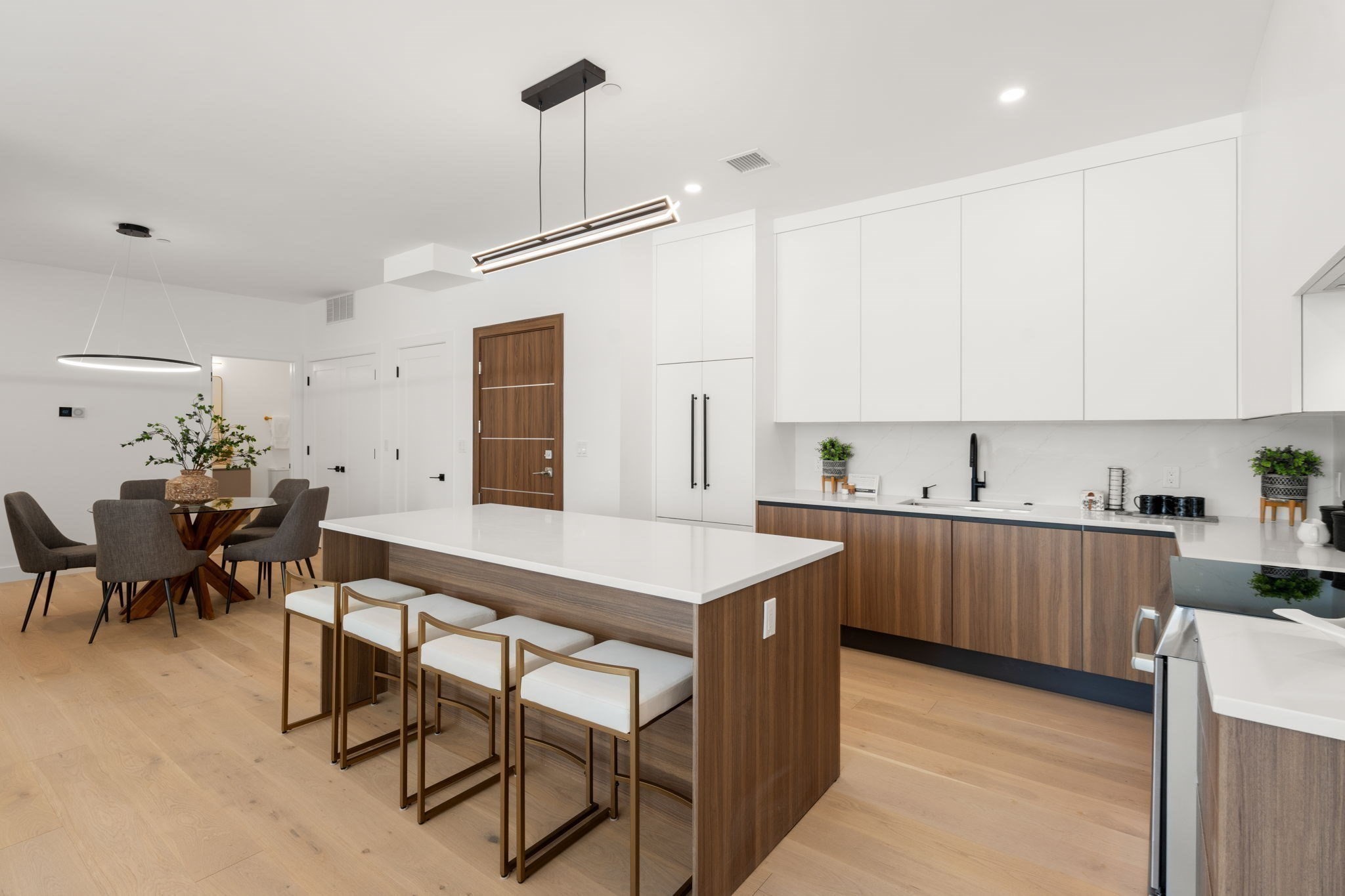 16 Stearns Rd 103 Unit 103, Wellesley, MA 02482 - Image 3