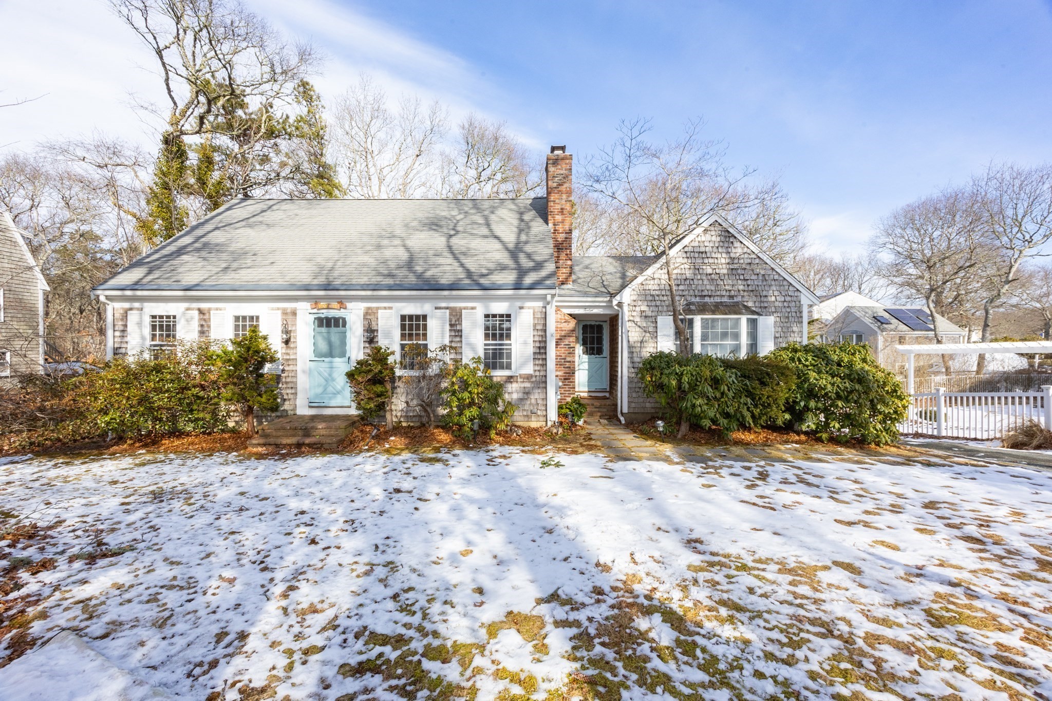 12 Canapitsit Dr, Falmouth, MA 02536