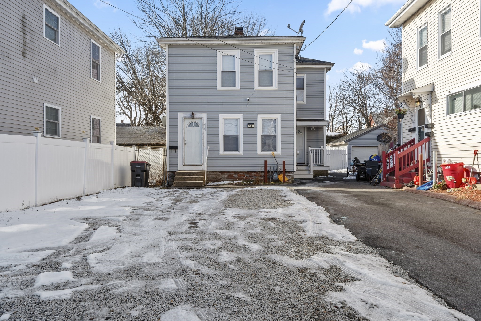 14 Emmet St, Brockton, MA 02302
