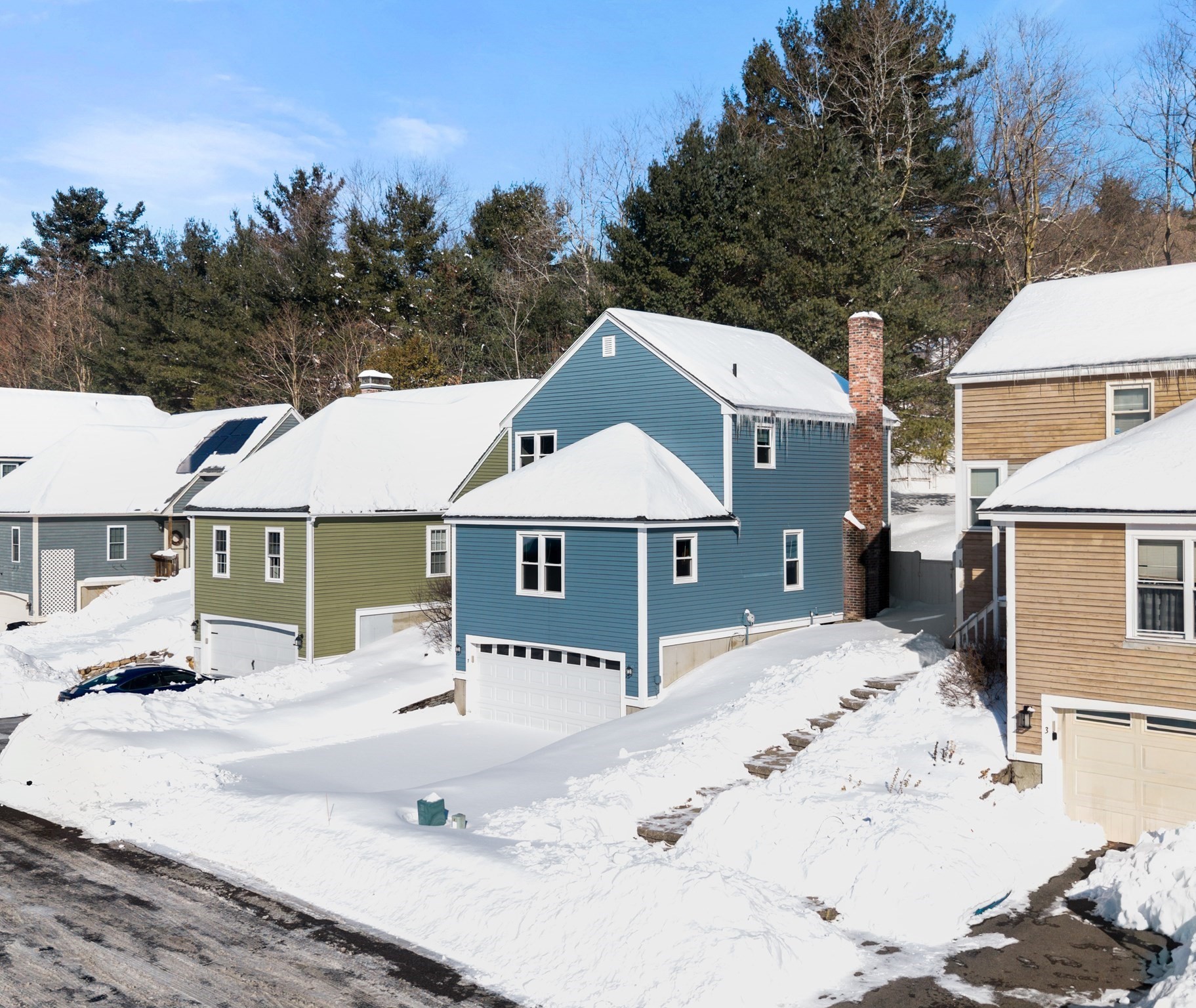 7 Valleyview Court Unit 7, Fitchburg, MA 01420