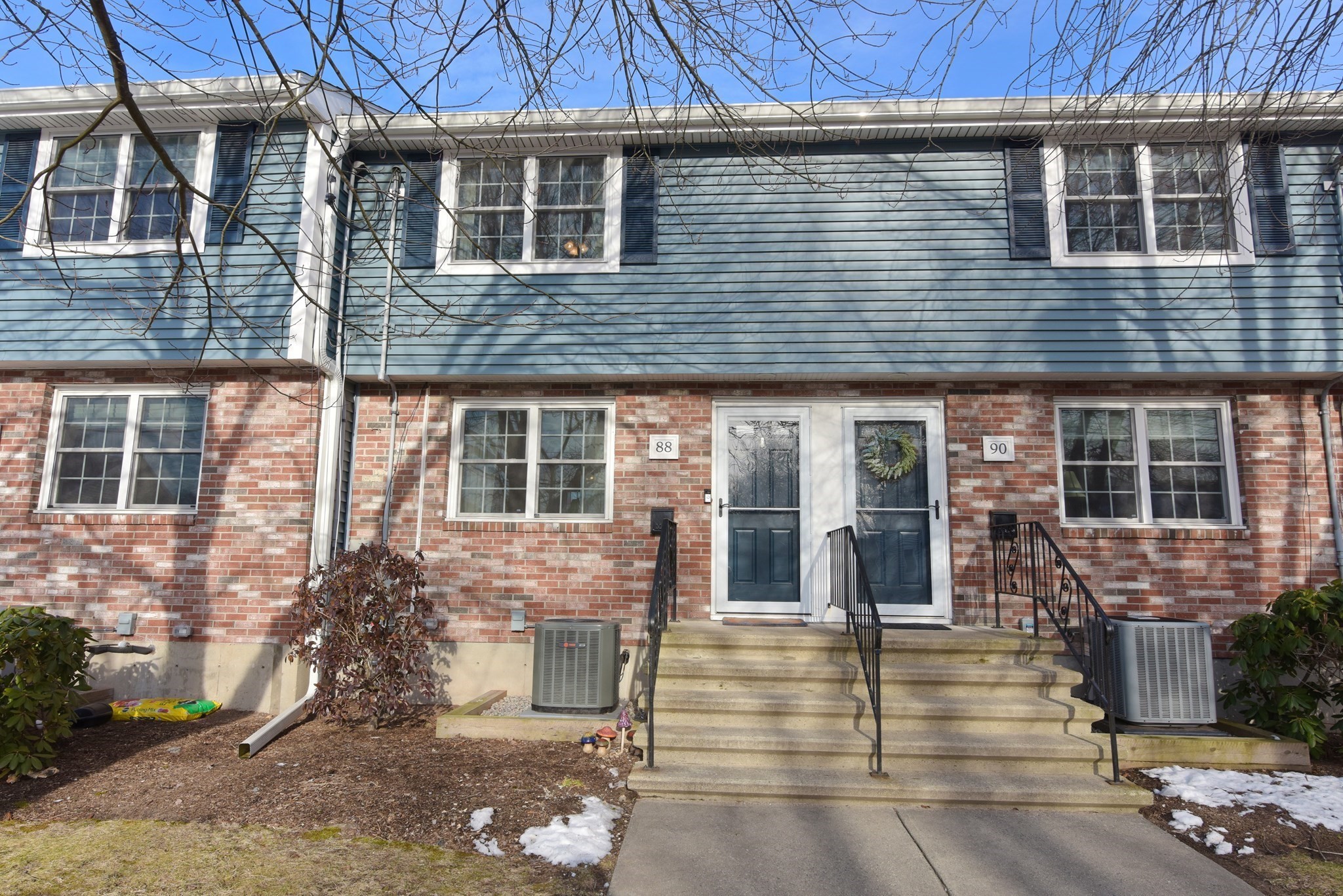 88 Durham Rd Unit 88, Dedham, MA 02026