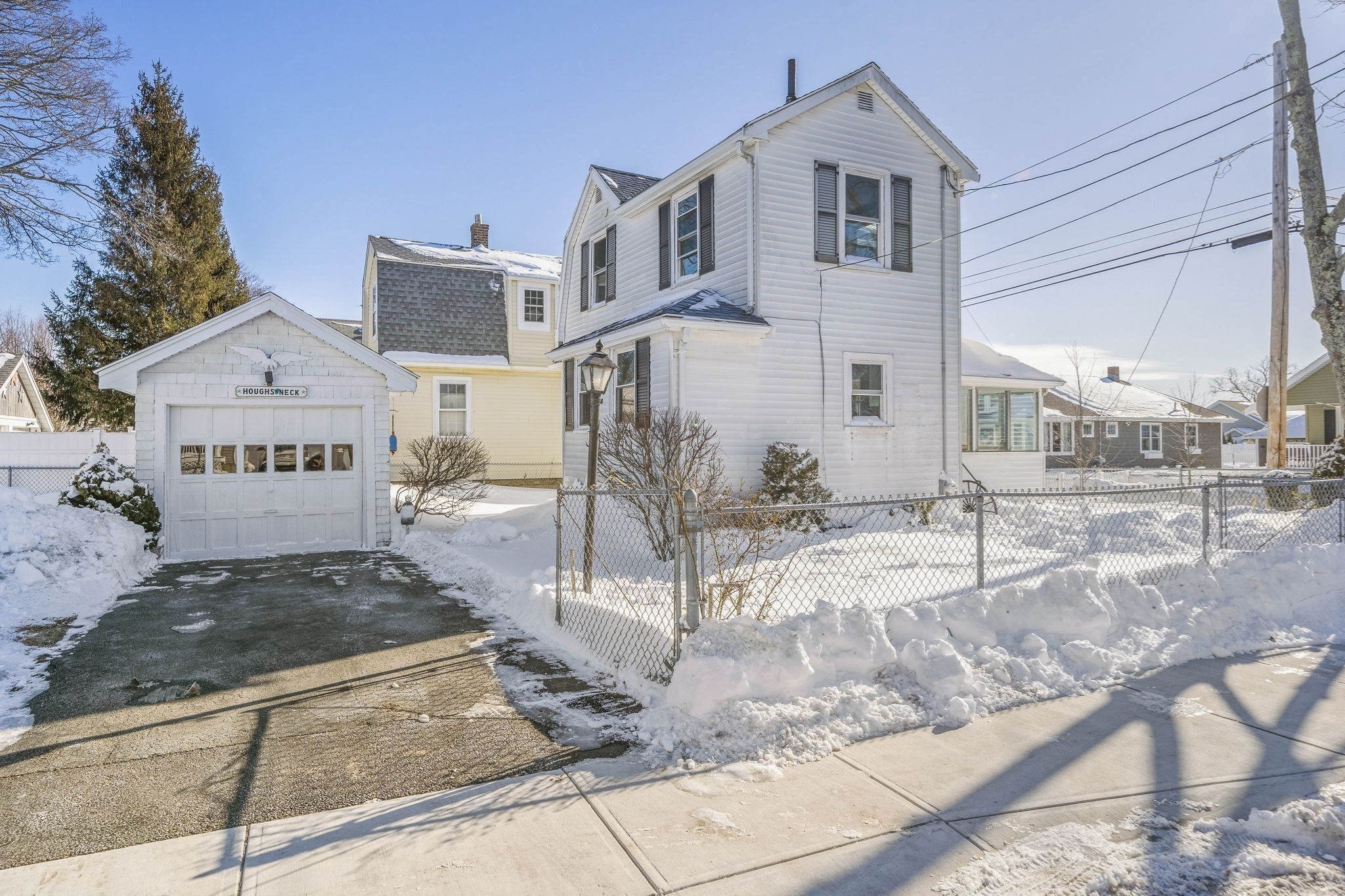 106 Darrow St, Quincy, MA 02169