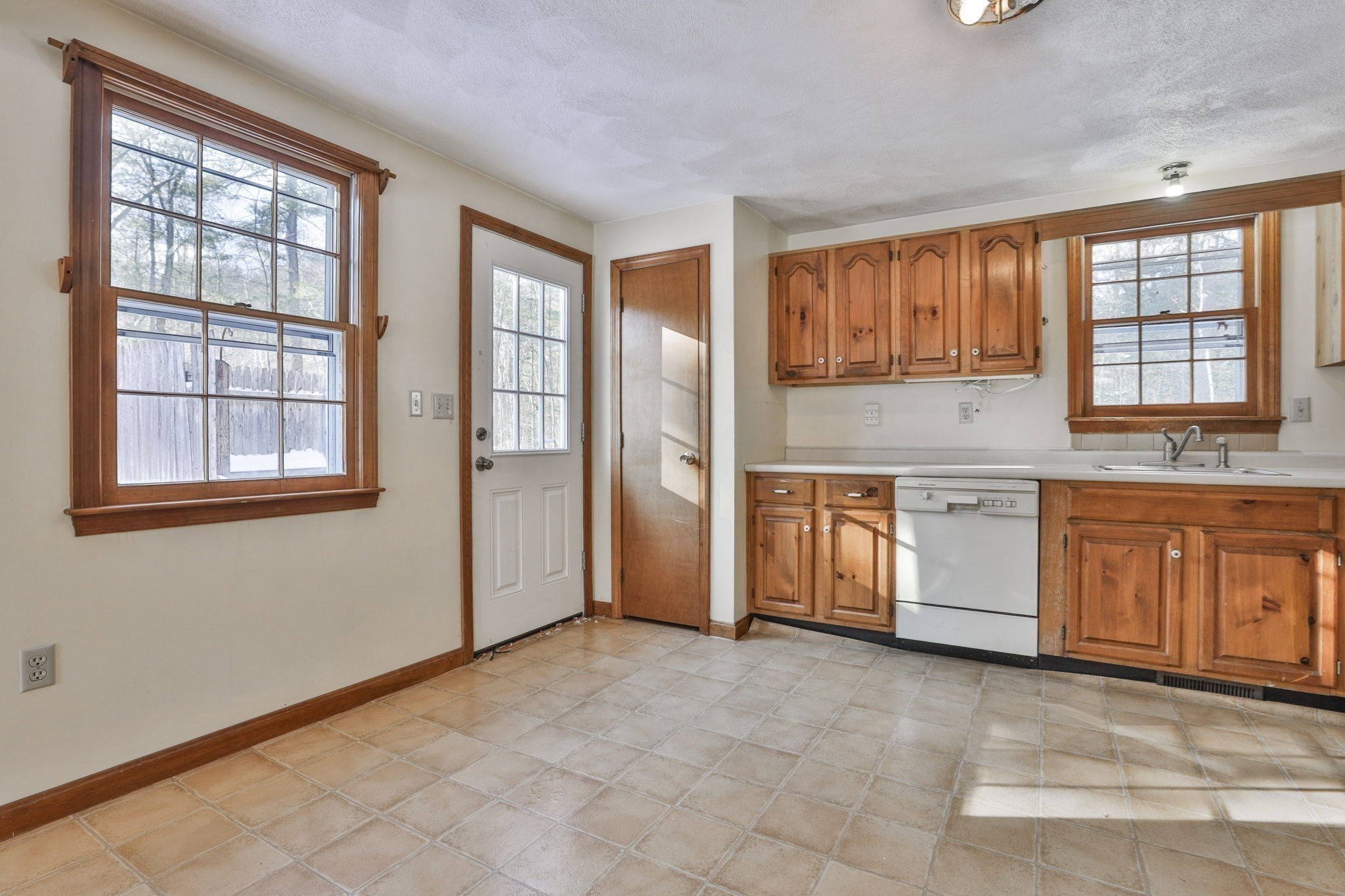 3 Shawnee Circle, Billerica, MA 01821 - Image 5