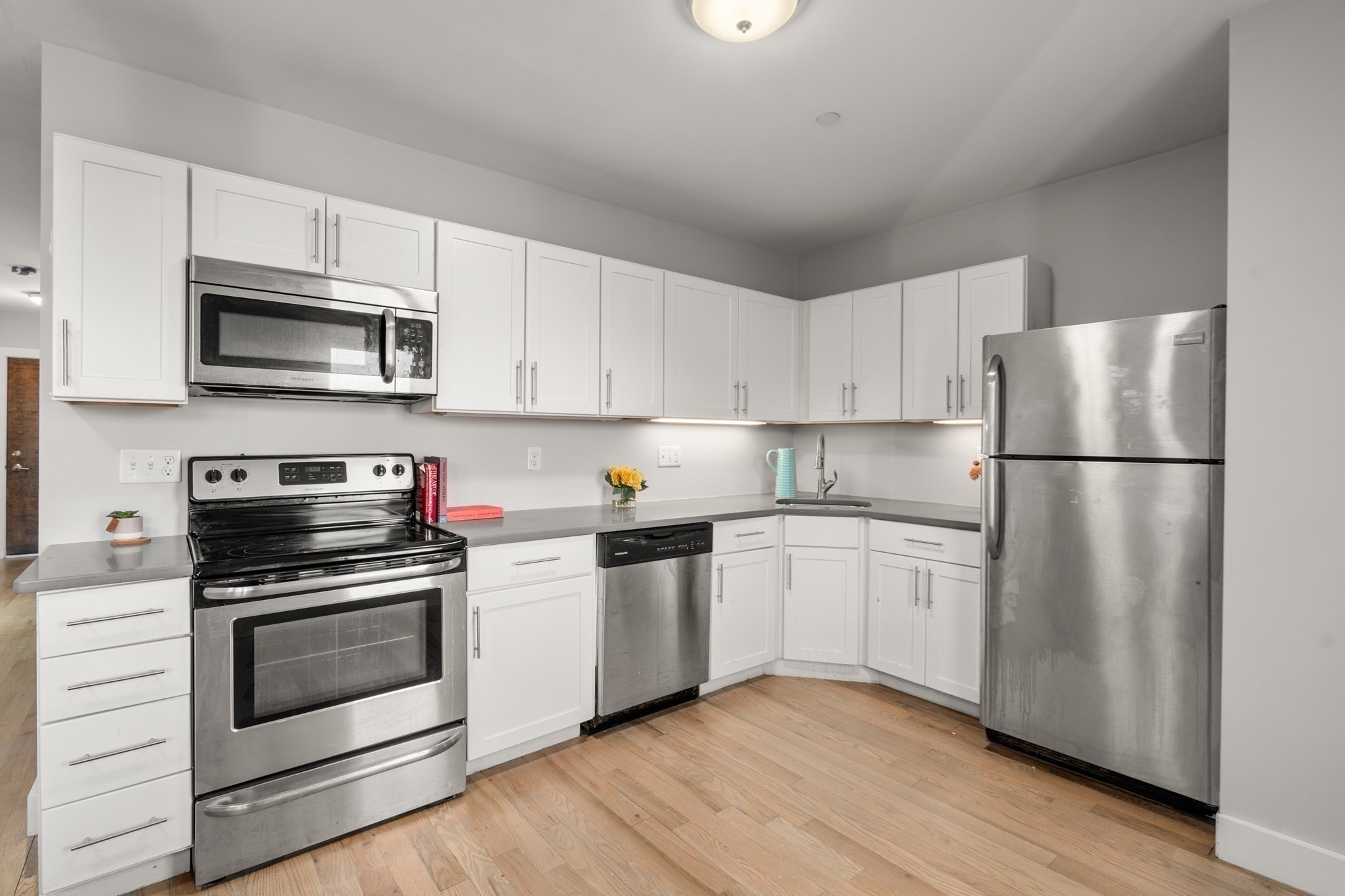 543 Dorchester Ave Unit 4, South Boston, Boston, MA 02127 - Image 2