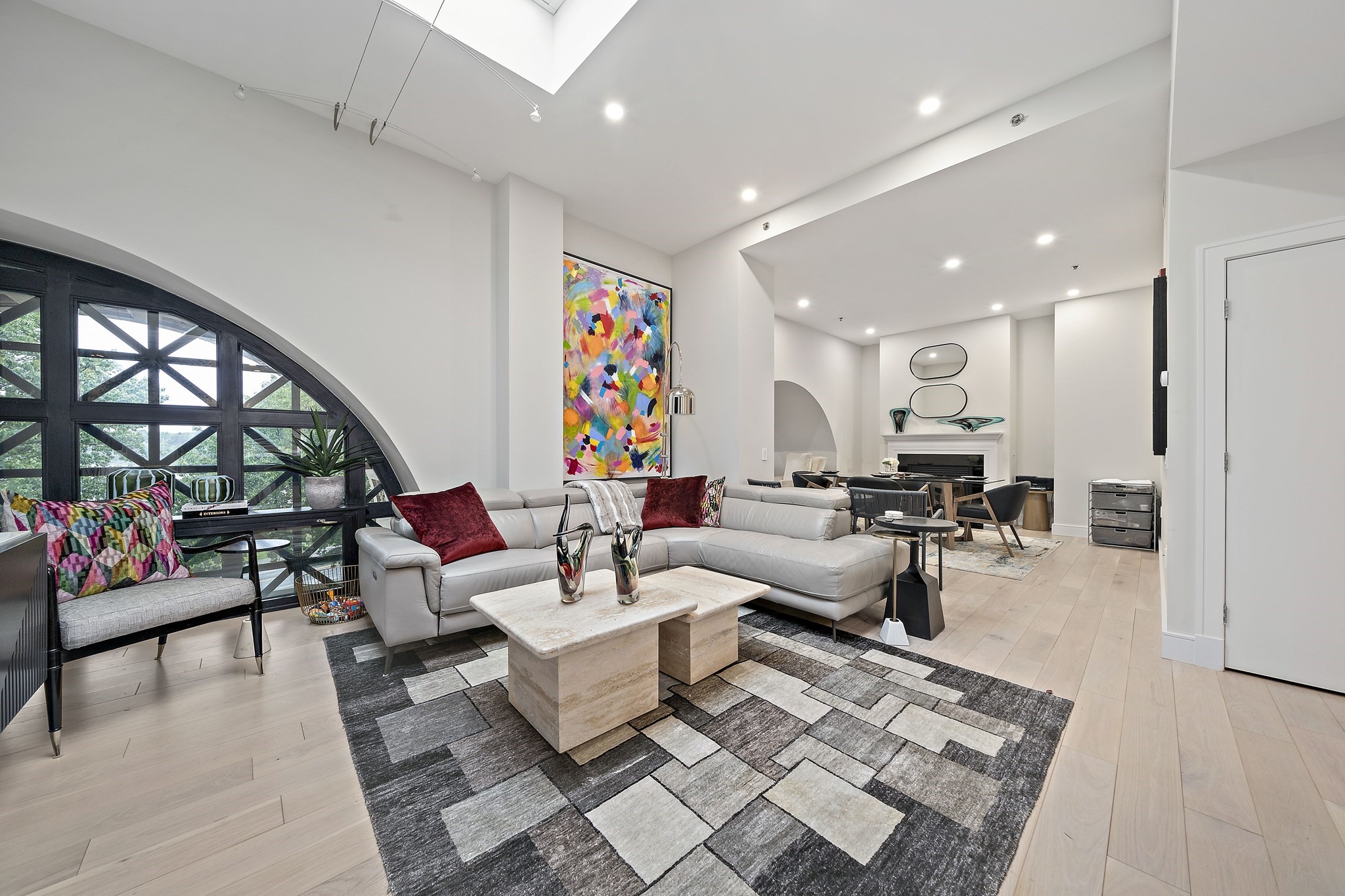 2420 Beacon Street Unit 401, Boston College, Boston, MA 02467