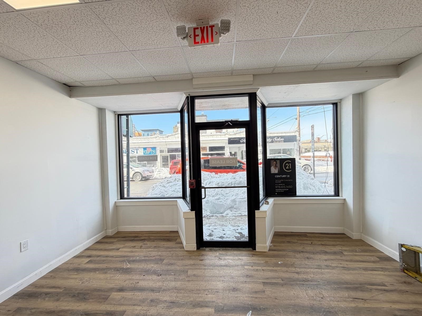 13 Newbury St, Lawrence, MA 01840 - Image 9