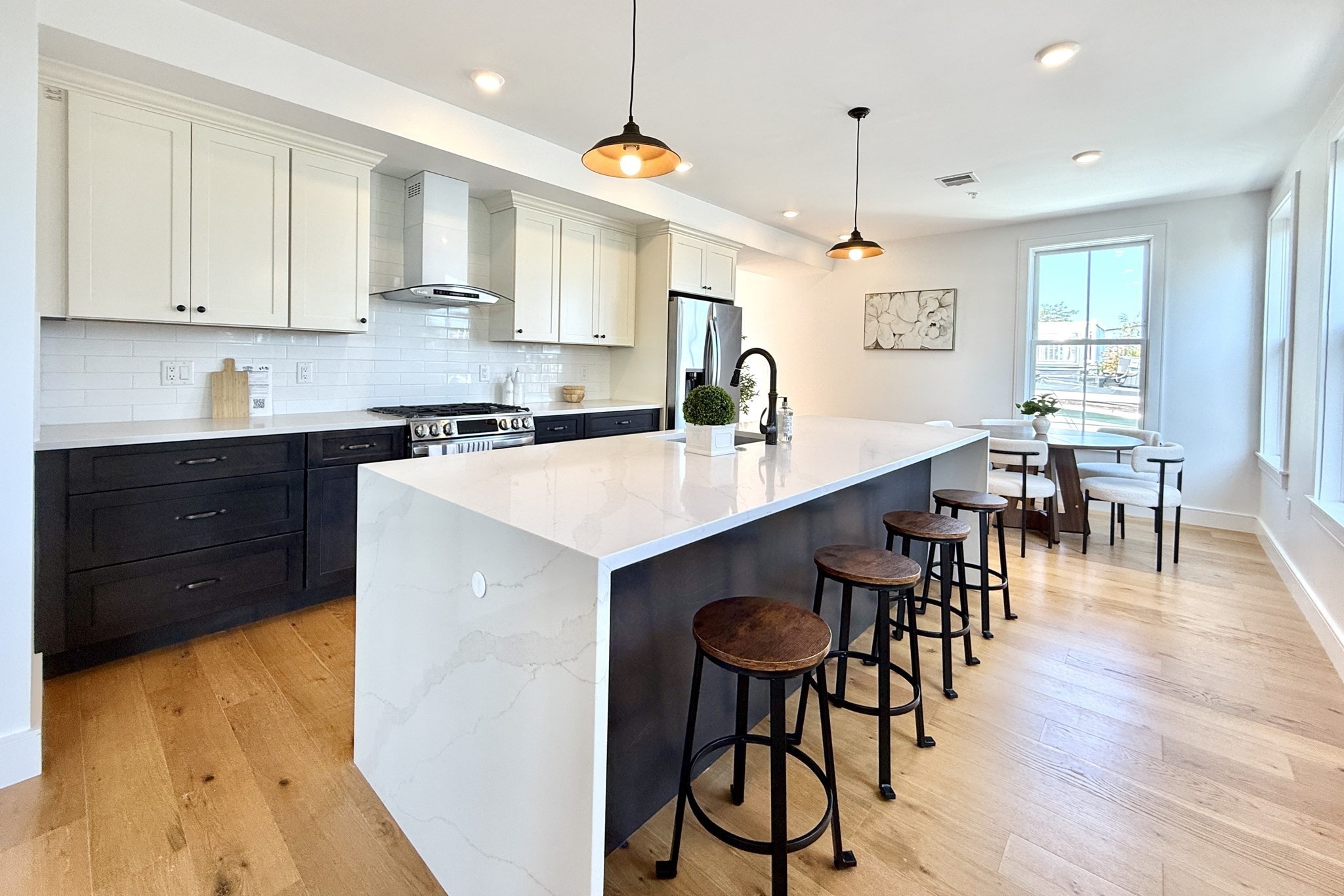 165 Everett St Unit 7, East Boston, Boston, MA 02128