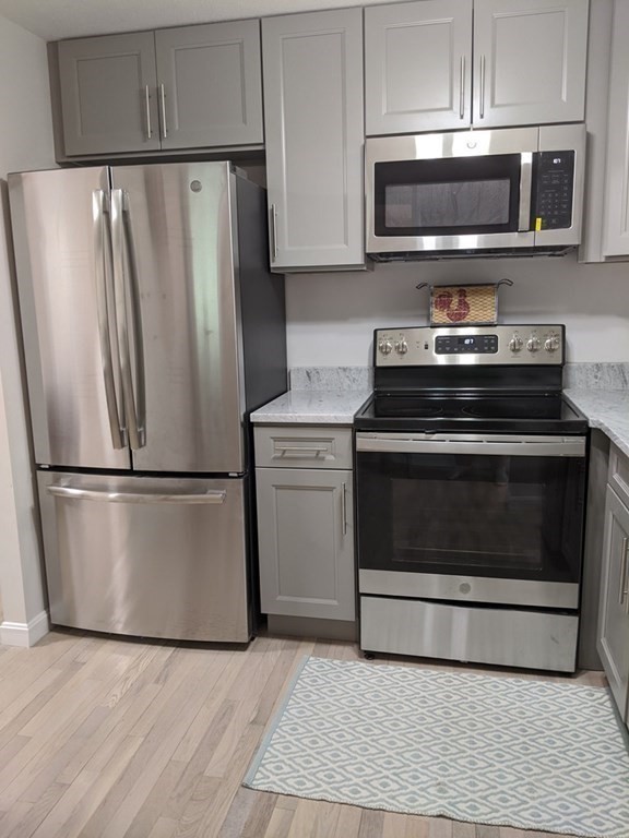 380 Great Rd Unit 301, Acton, MA 01720