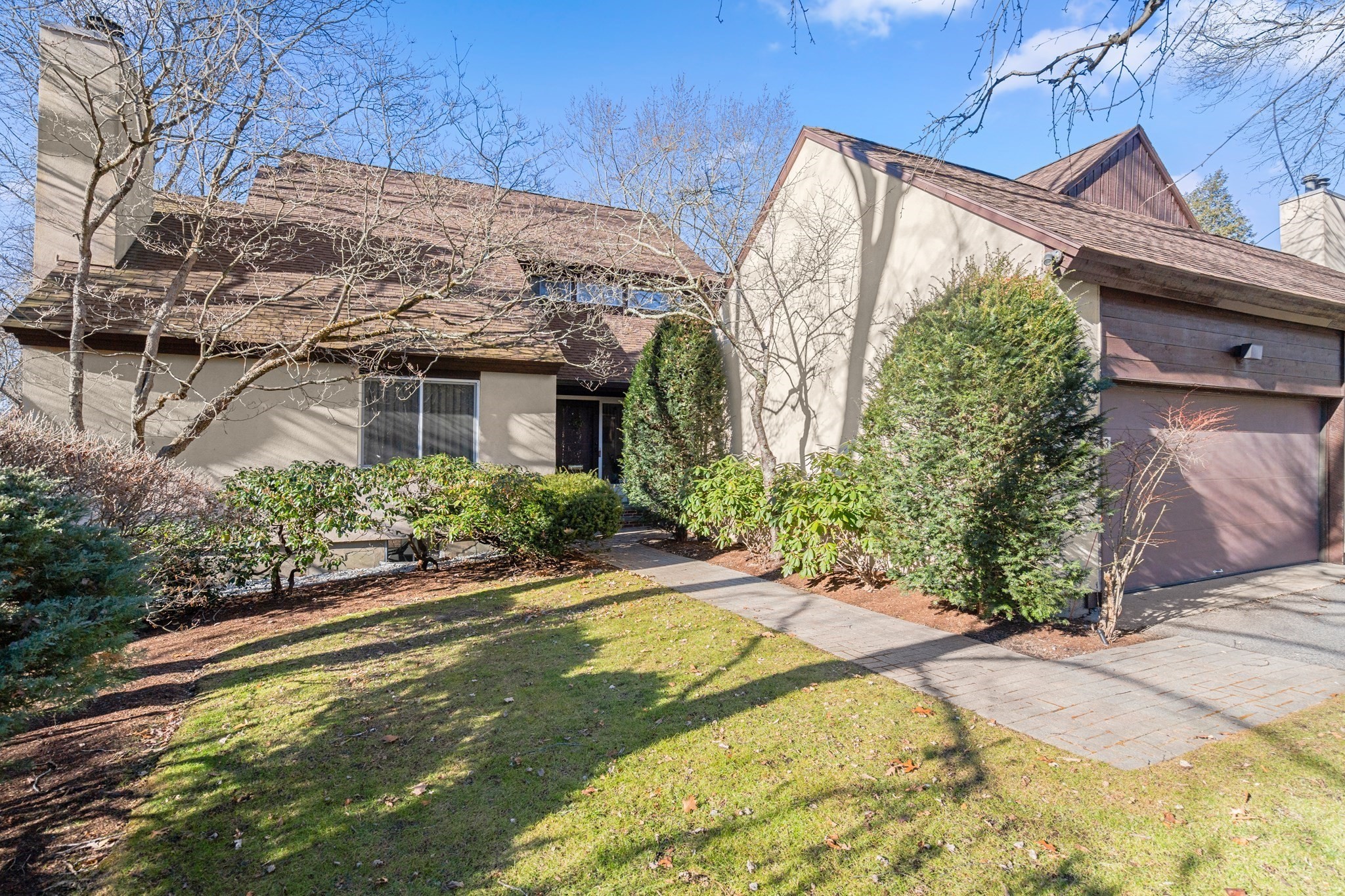 333 Goddard Ave Unit 333, Brookline, MA 02445