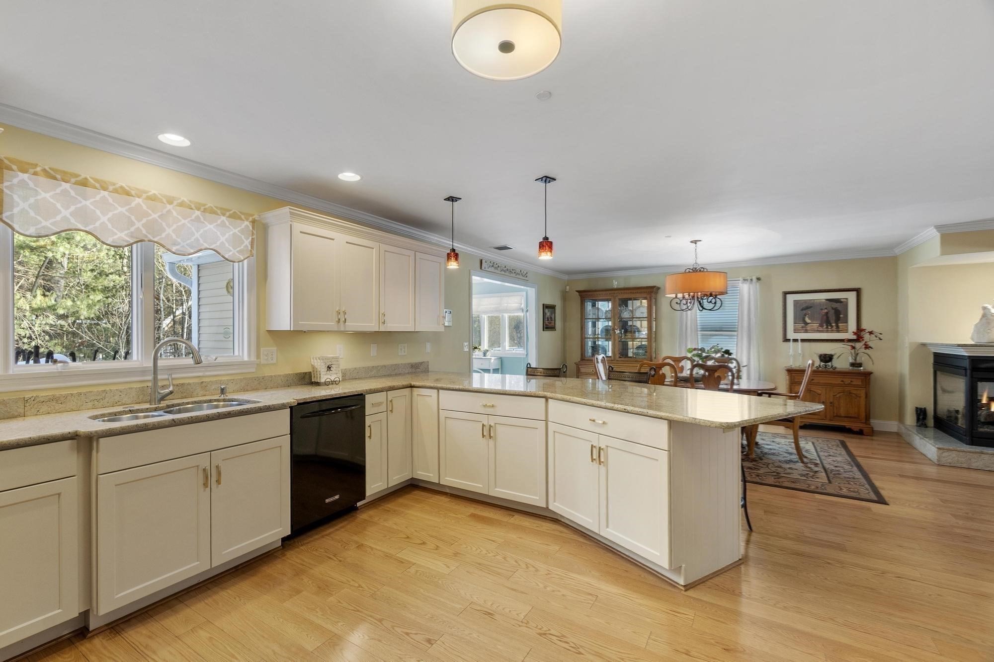 216 Rangeway Rd Unit 164, Billerica, MA 01862 - Image 14