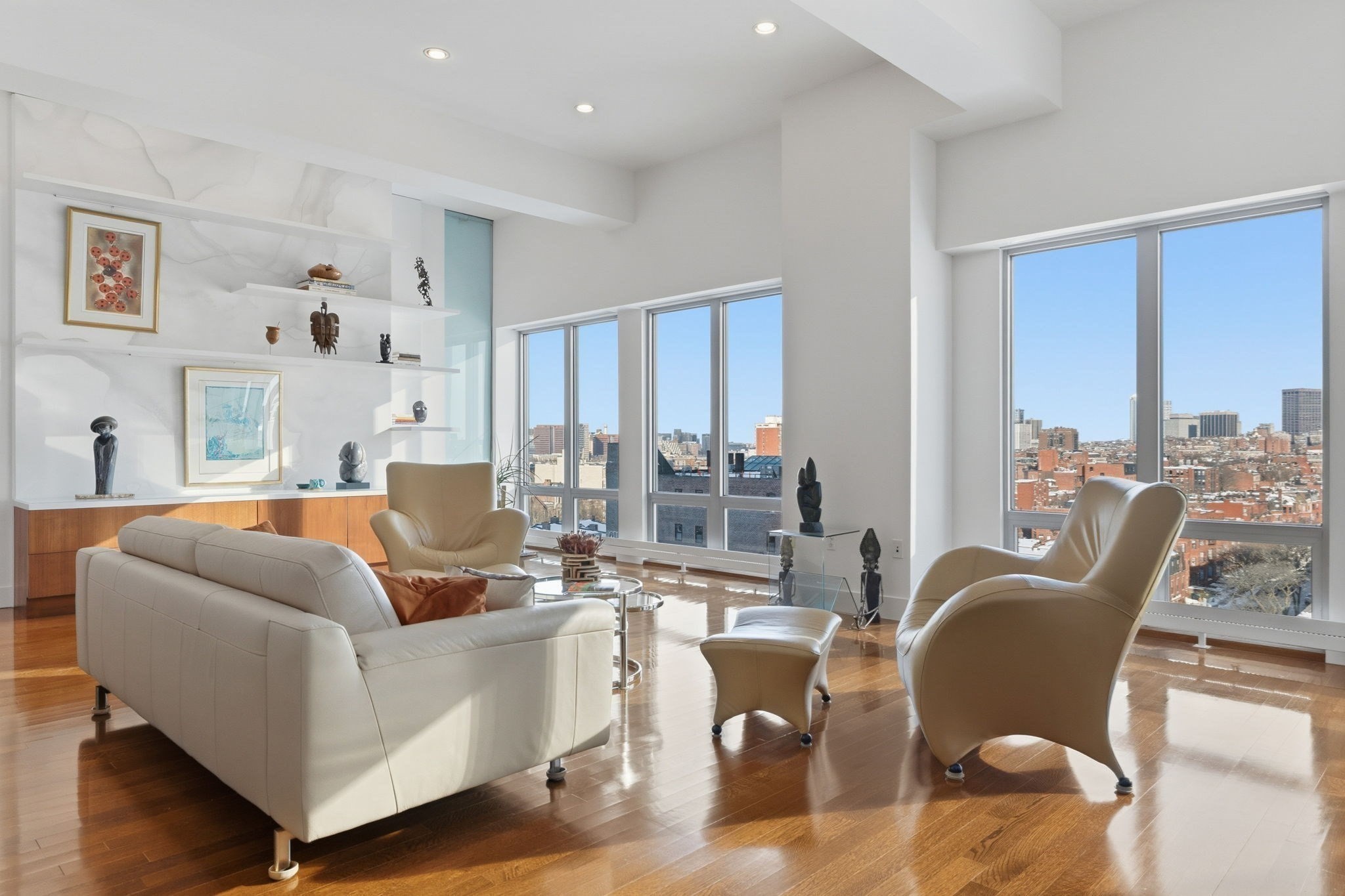 360 Newbury Unit 709/710, Back Bay, Boston, MA 02115