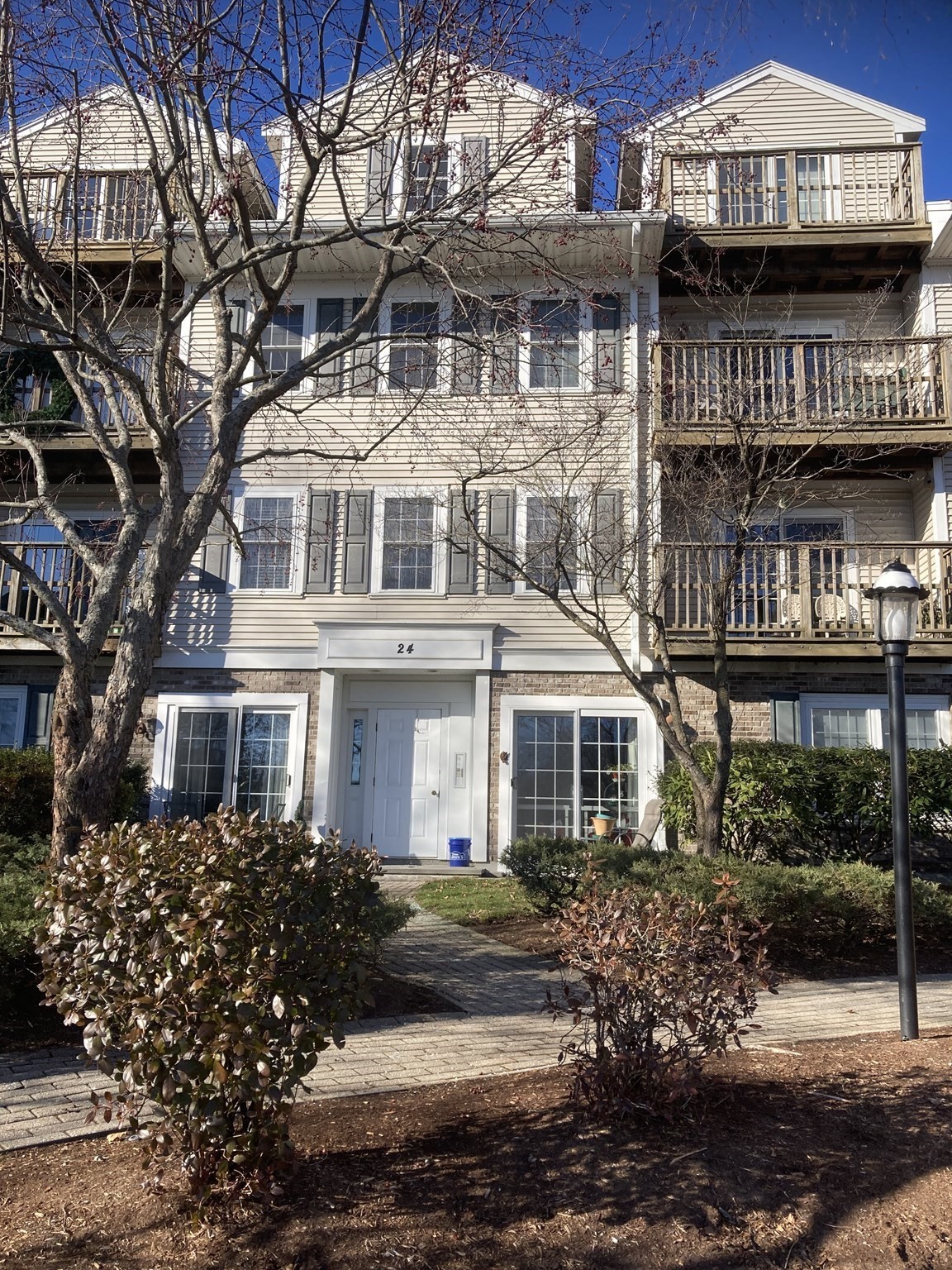 24 Forge Pond Unit H, Canton, MA 02021