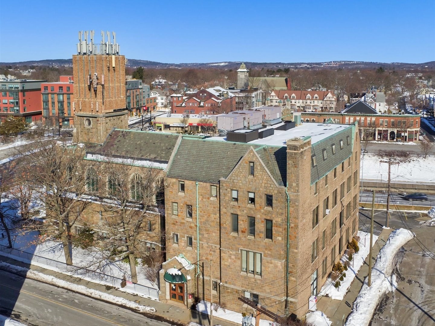 288 Walnut St Unit 140, Newton, MA 02460 - Image 2