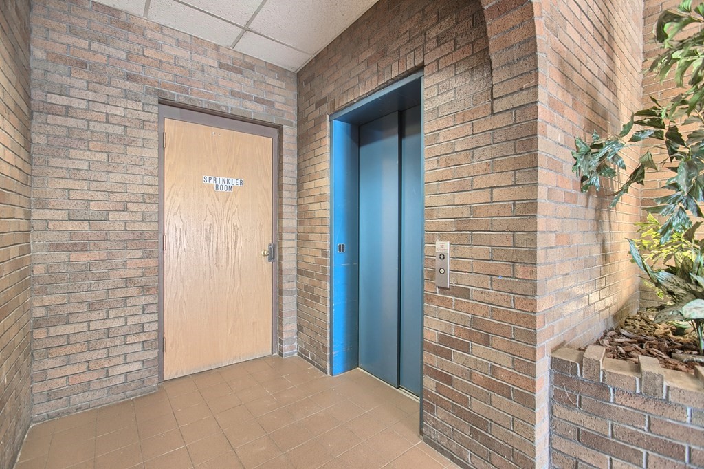 435 Newbury Street Unit 216, Danvers, MA 01923 - Image 4