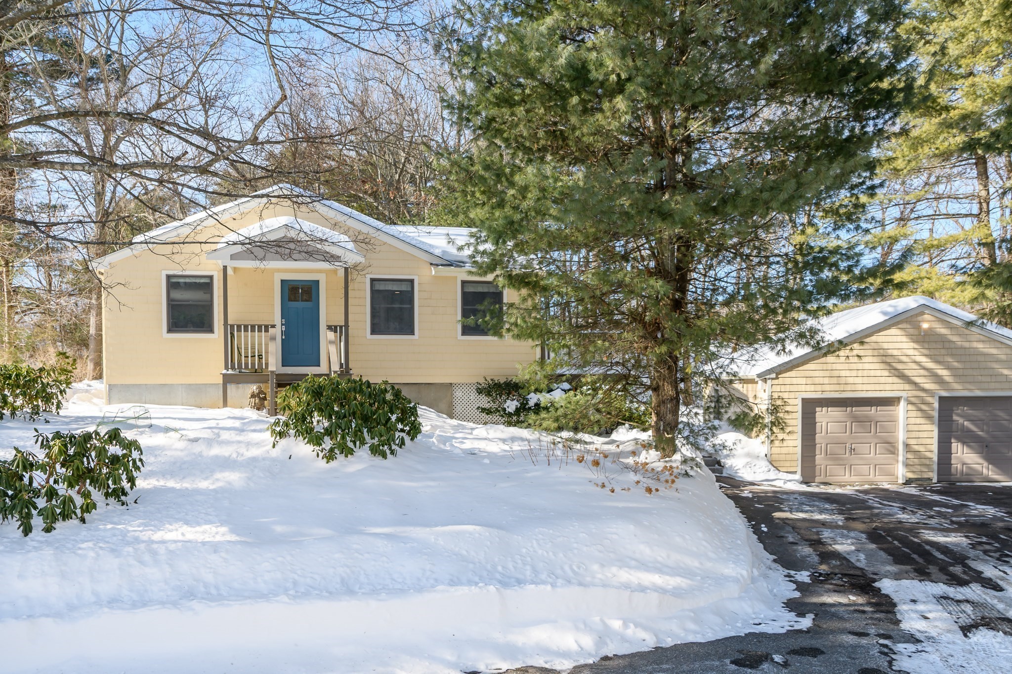 2 Darby Court, Natick, MA 01760
