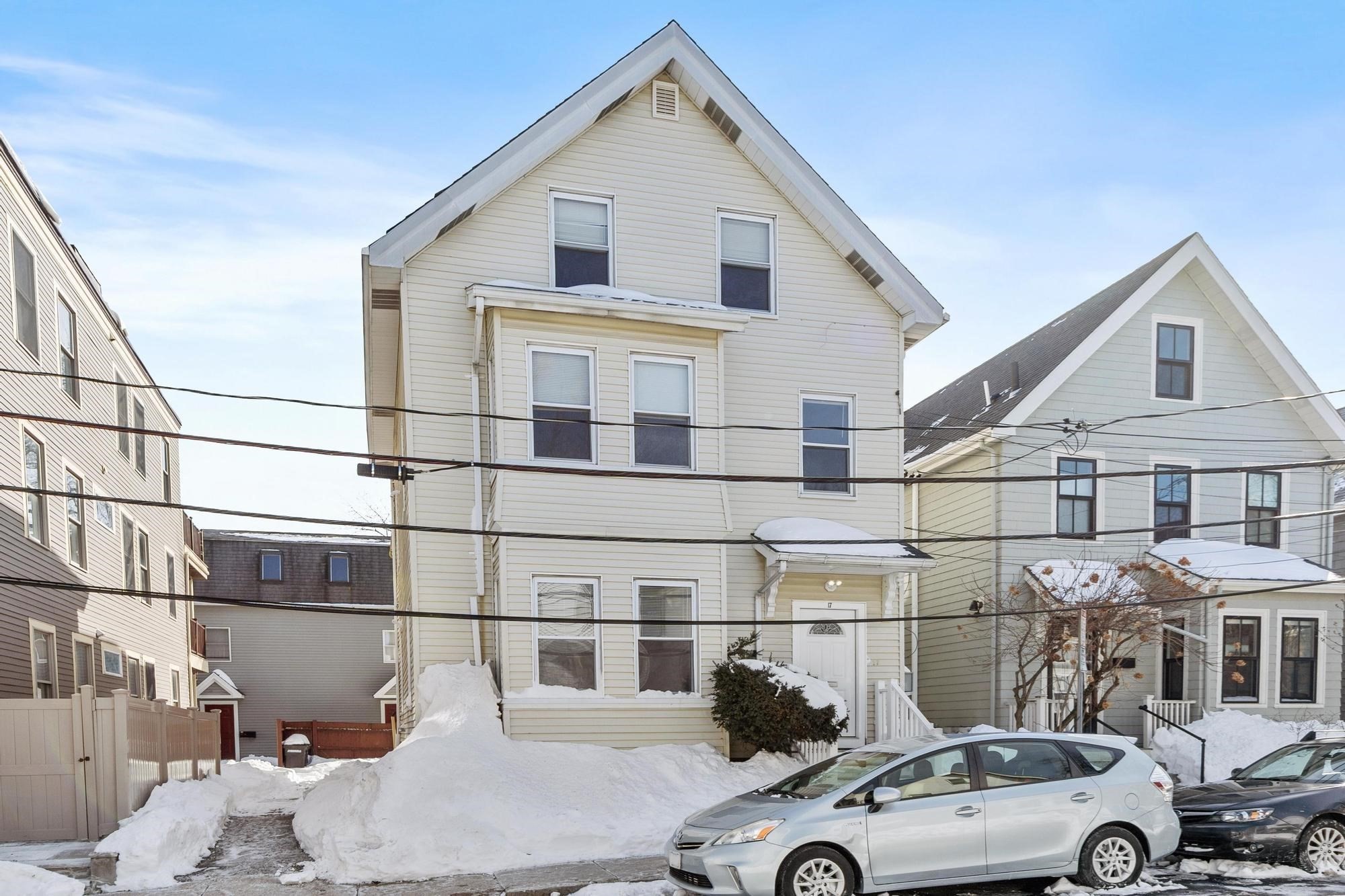 17 Buckingham Street Unit 2, Somerville, MA 02143