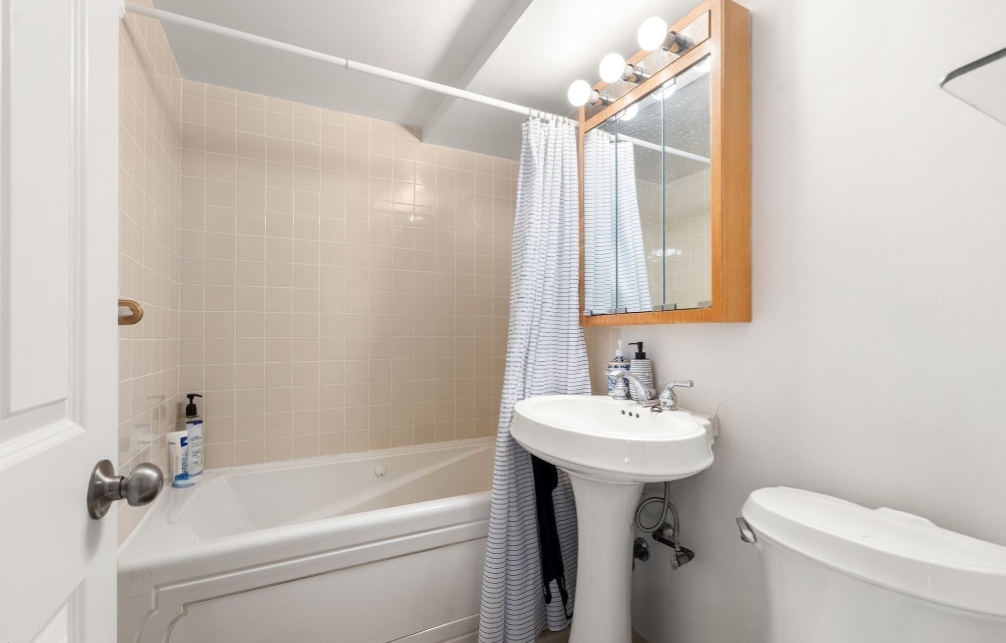 872 Massachusetts Avenue Unit 303, Cambridge, MA 02139 - Image 13