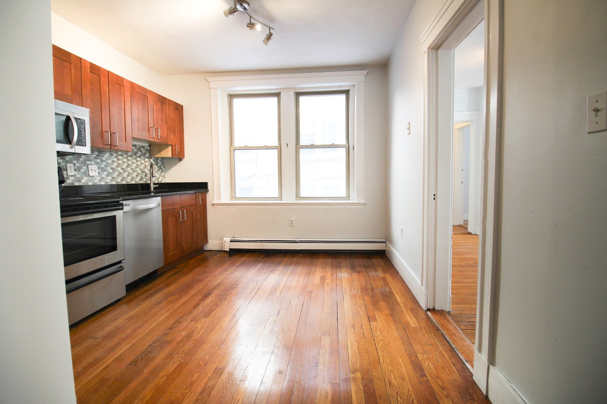32 Ransom Unit 4, Brighton, Boston, MA 02135 - Image 2