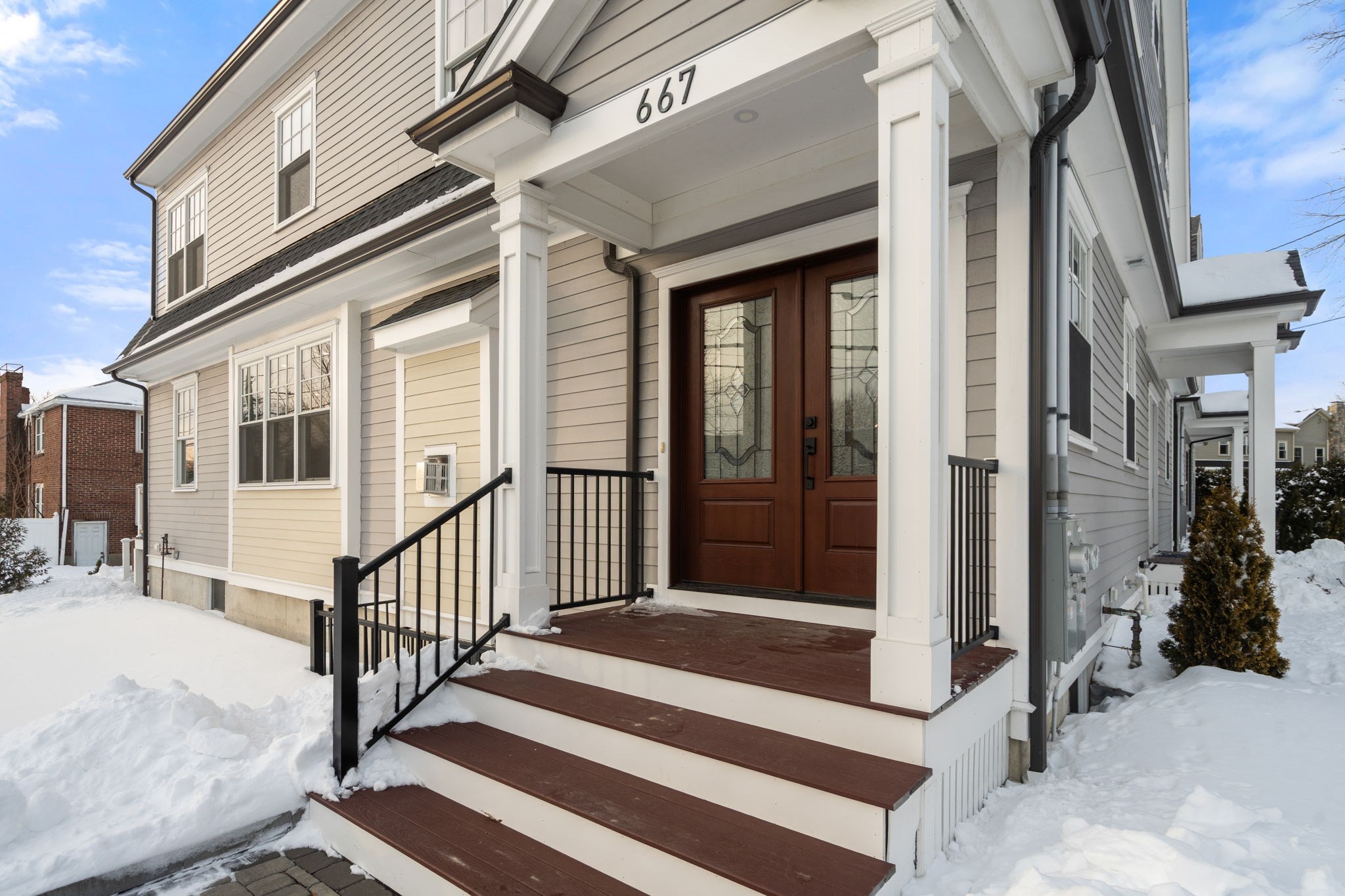 667 Boylston St Unit 667, Newton, MA 02459