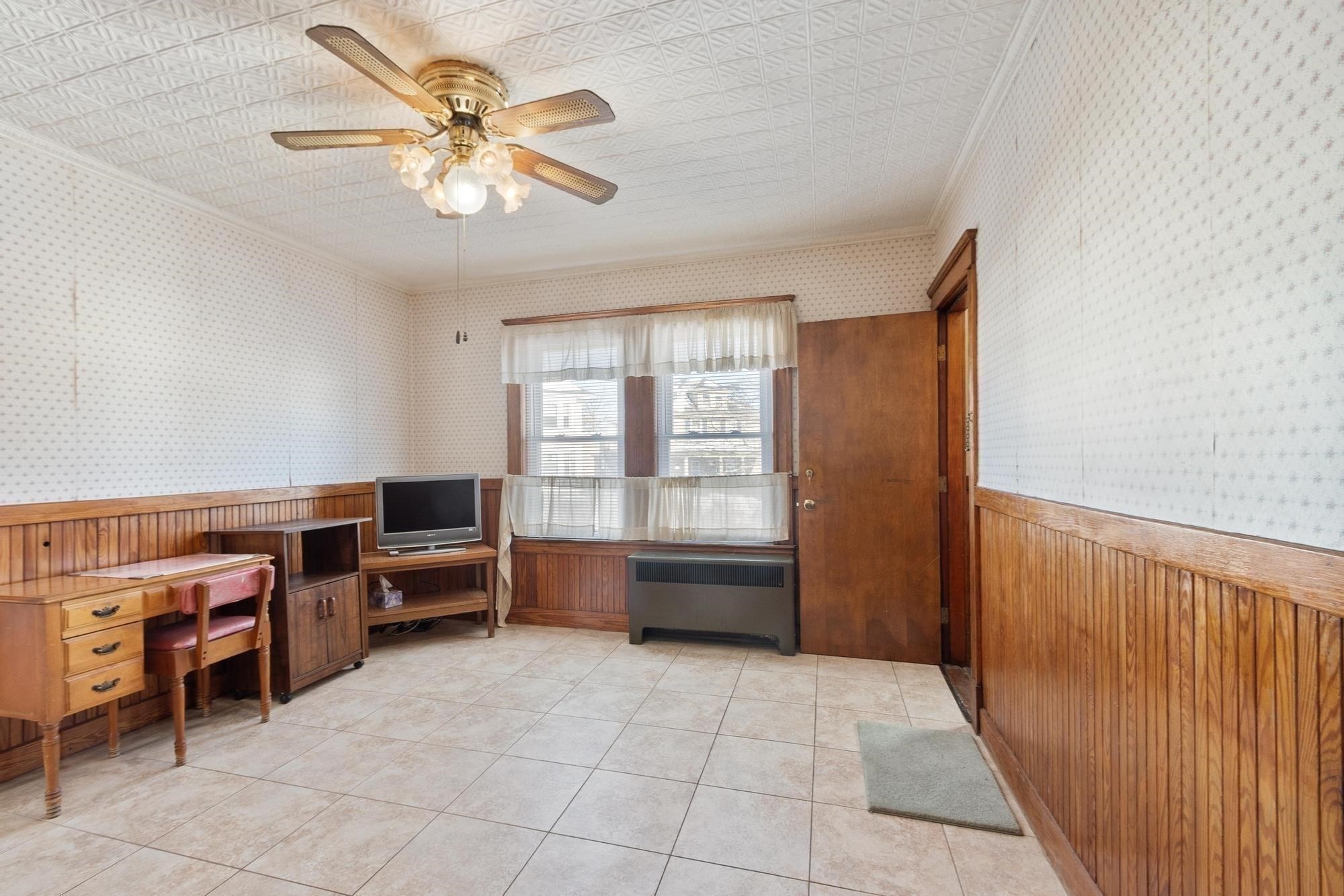 2 Leslie Street, Lawrence, MA 01841 - Image 8