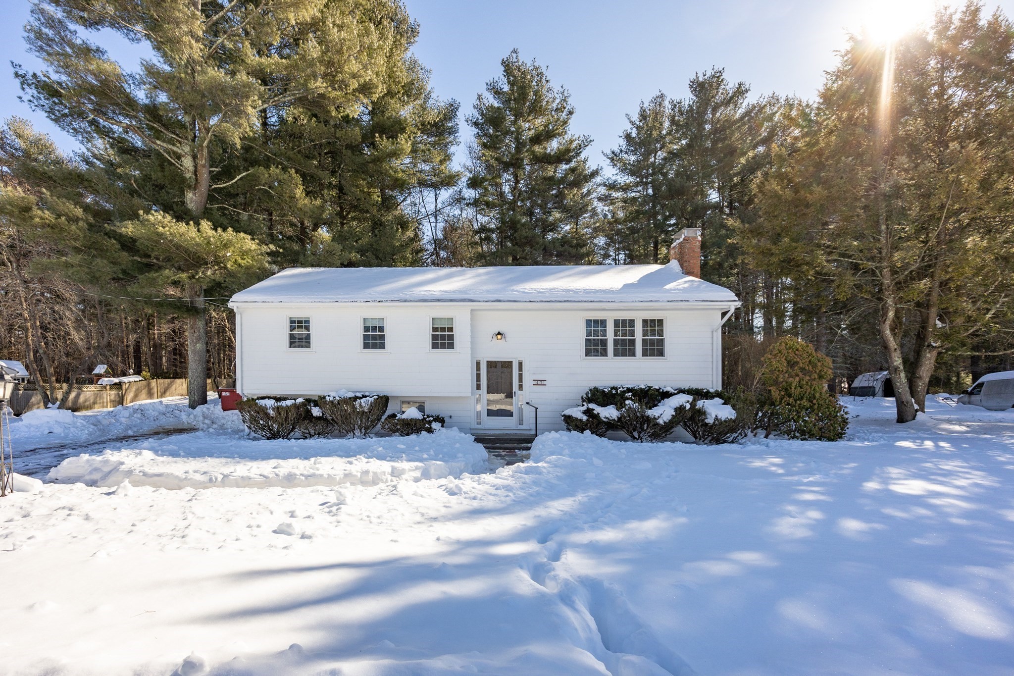 47 Trowbridge Cir, Stoughton, MA 02072