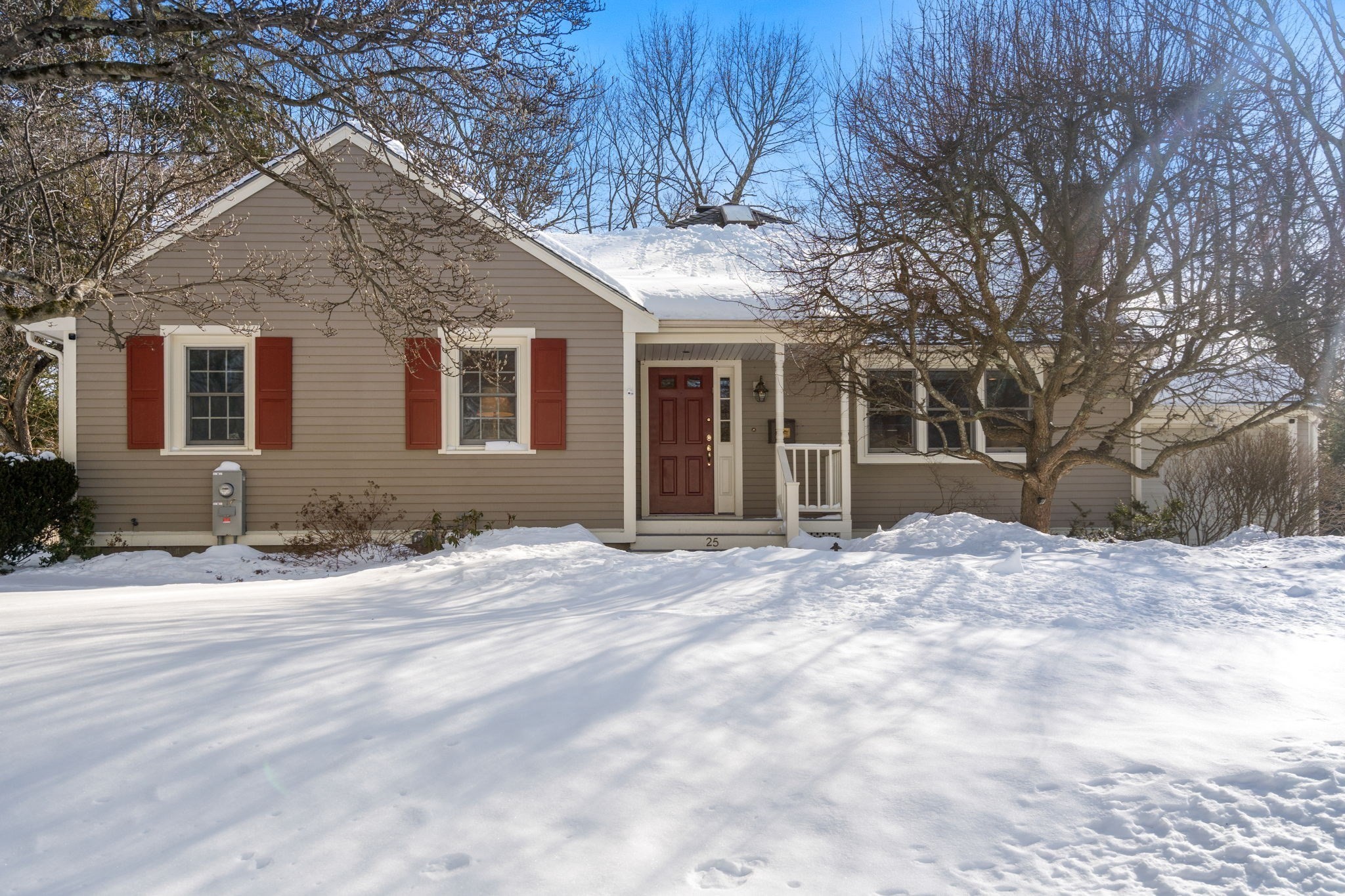 25 Mansfield Rd., Wellesley, MA 02481