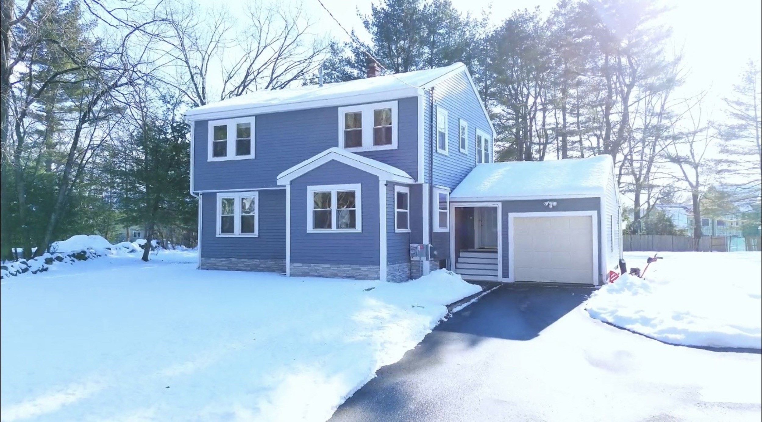 18 Hayward Rd, Acton, MA 01720