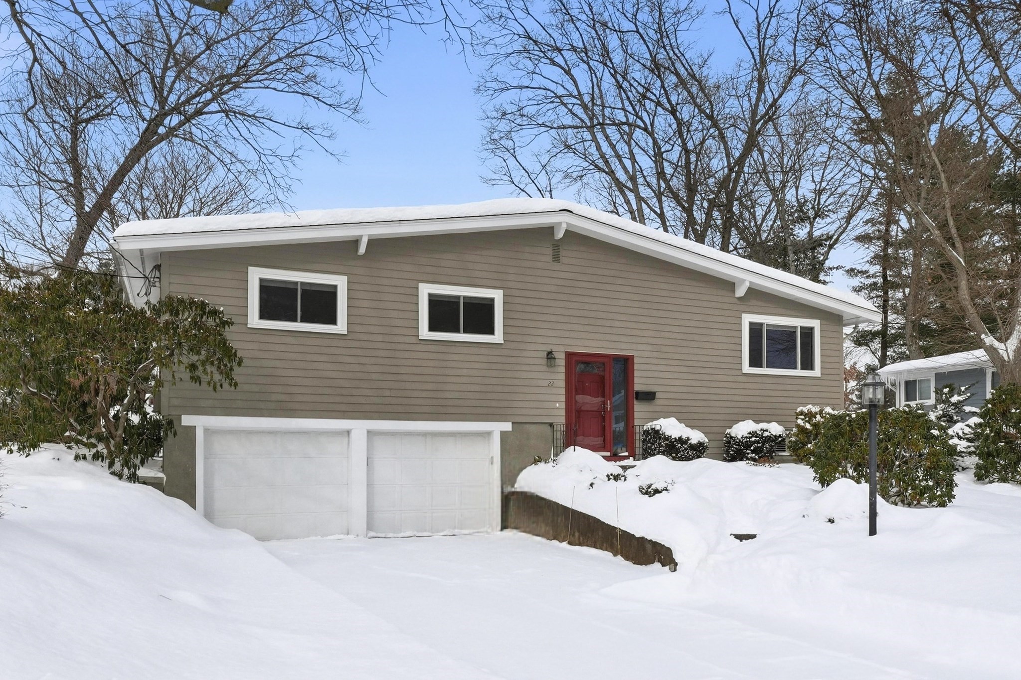 22 Debra Lane, Framingham, MA 01701