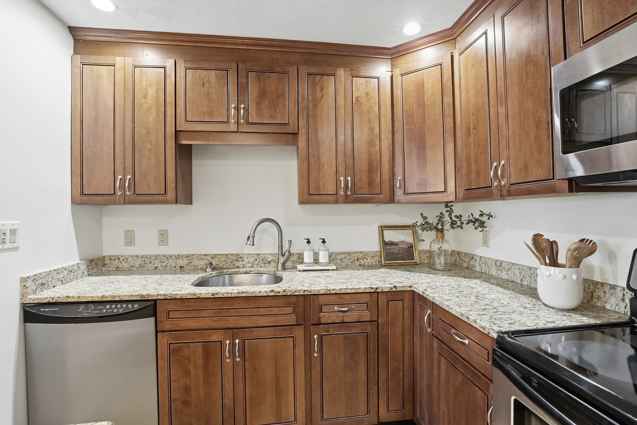 54 Broad Reach Unit 104, Weymouth, MA 02191 - Image 8