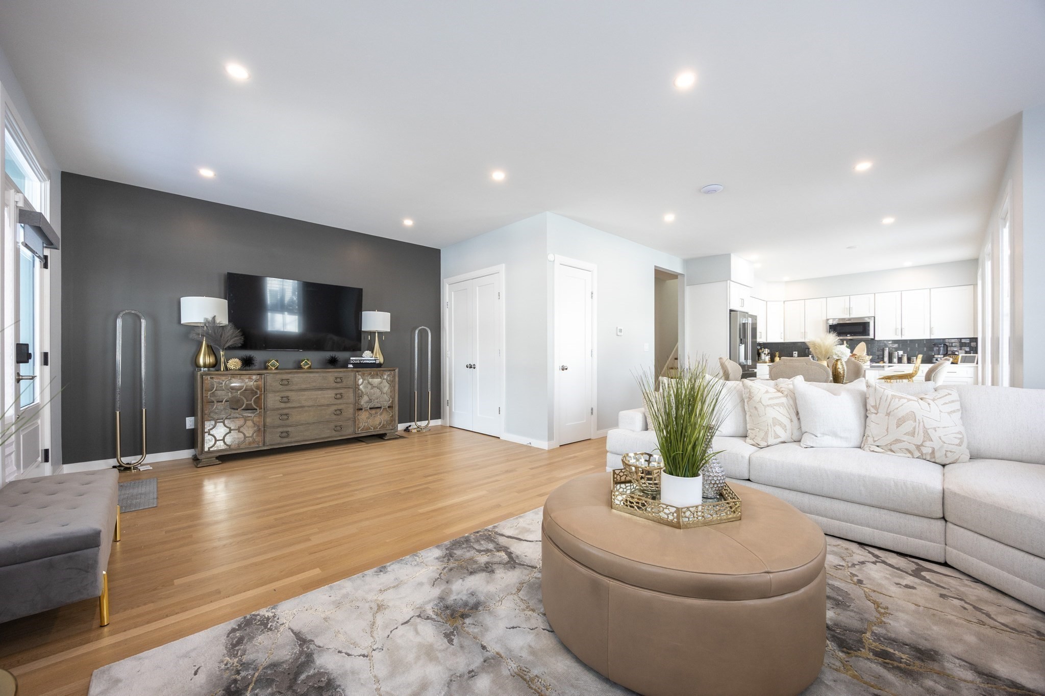 241 Neponset Valley Parkway Unit 241, Hyde Park, Boston, MA 02136 - Image 4