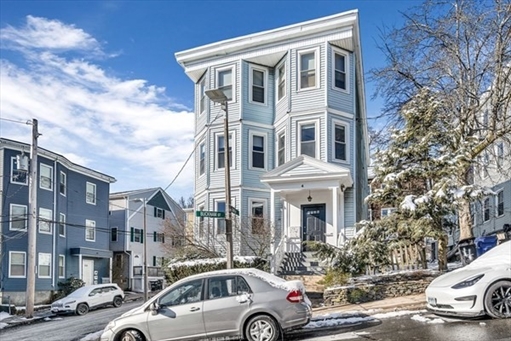 4 Bucknam St, Apt 2