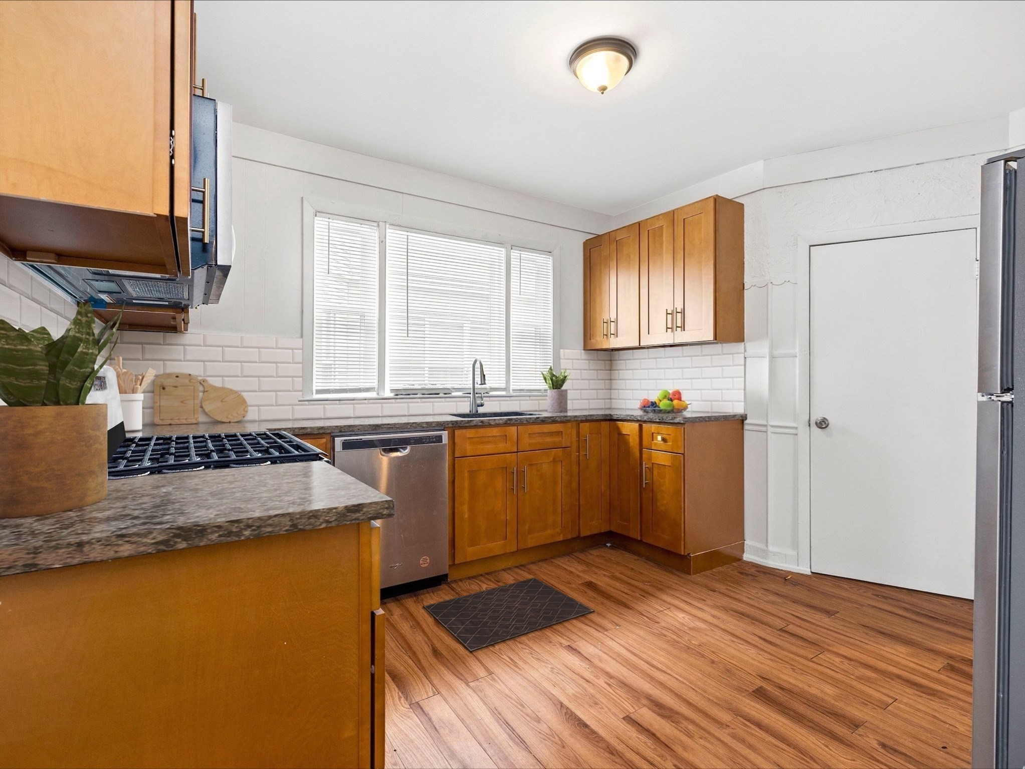 9 Edmunds St, Cambridge, MA 02140 - Image 3