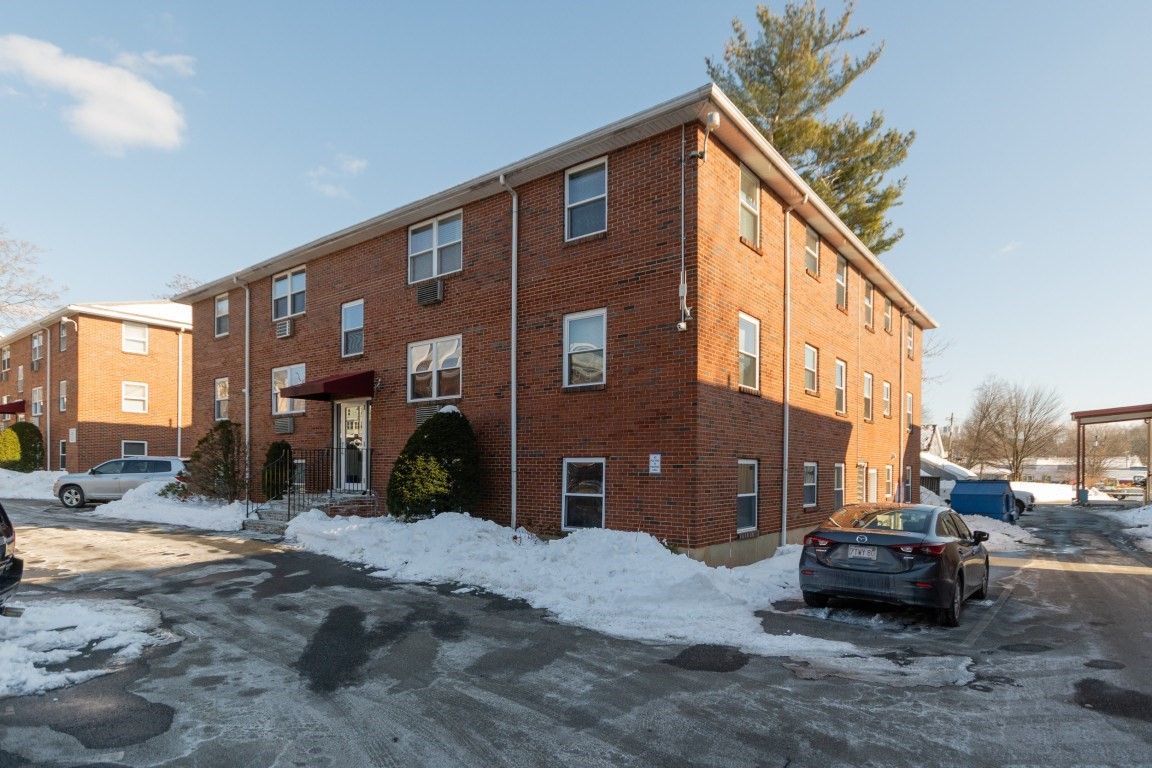 35 Montvale Avenue Unit 8, Woburn, MA 01801 - Image 3