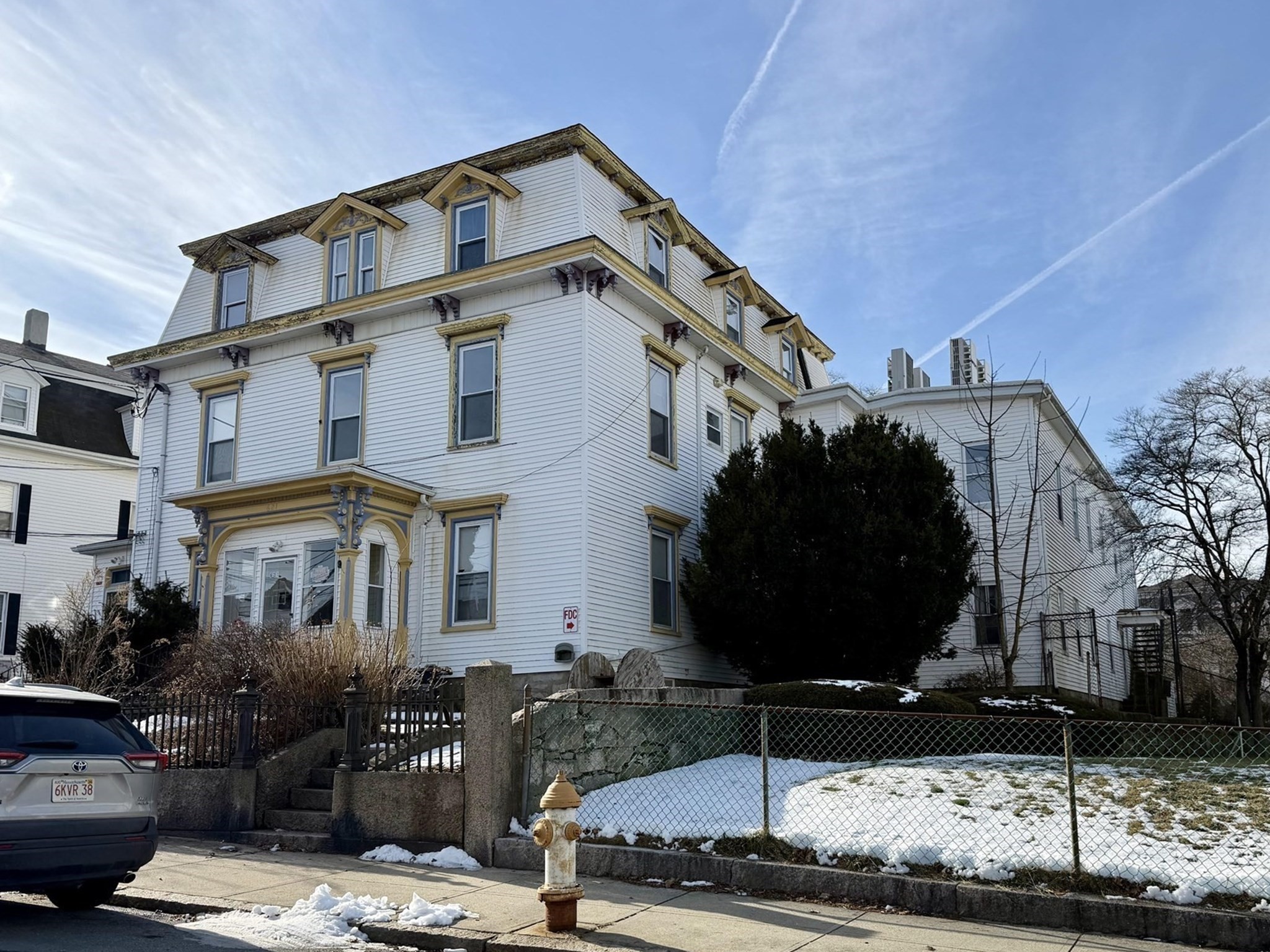 621 Second St, Fall River, MA 02721