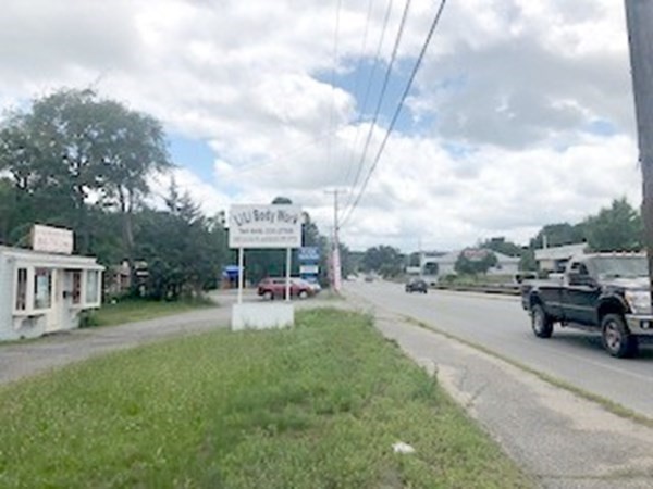 1032 Central St, Leominster, MA 01453