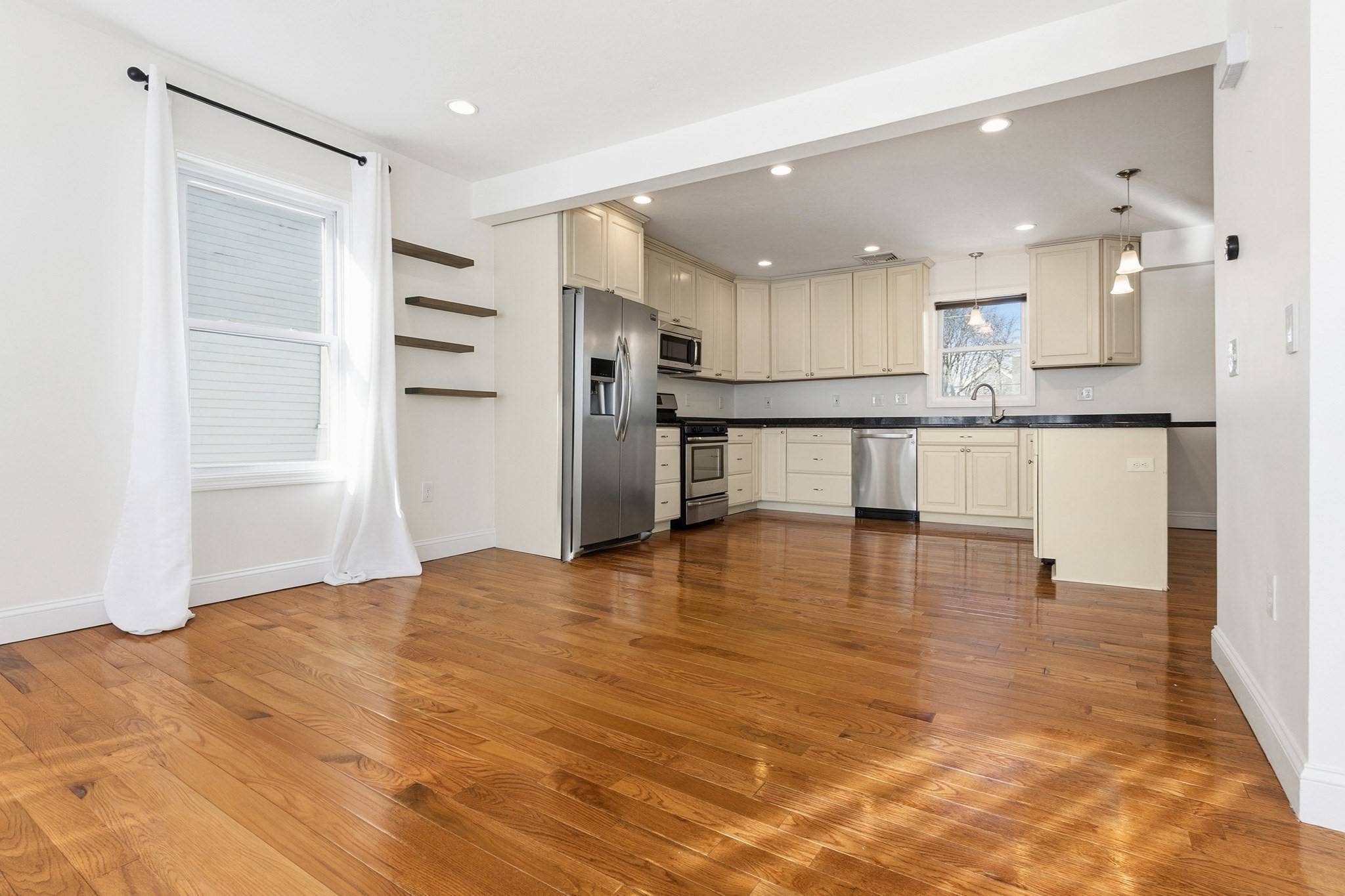 21 Emerton St Unit 21, Salem, MA 01970 - Image 2