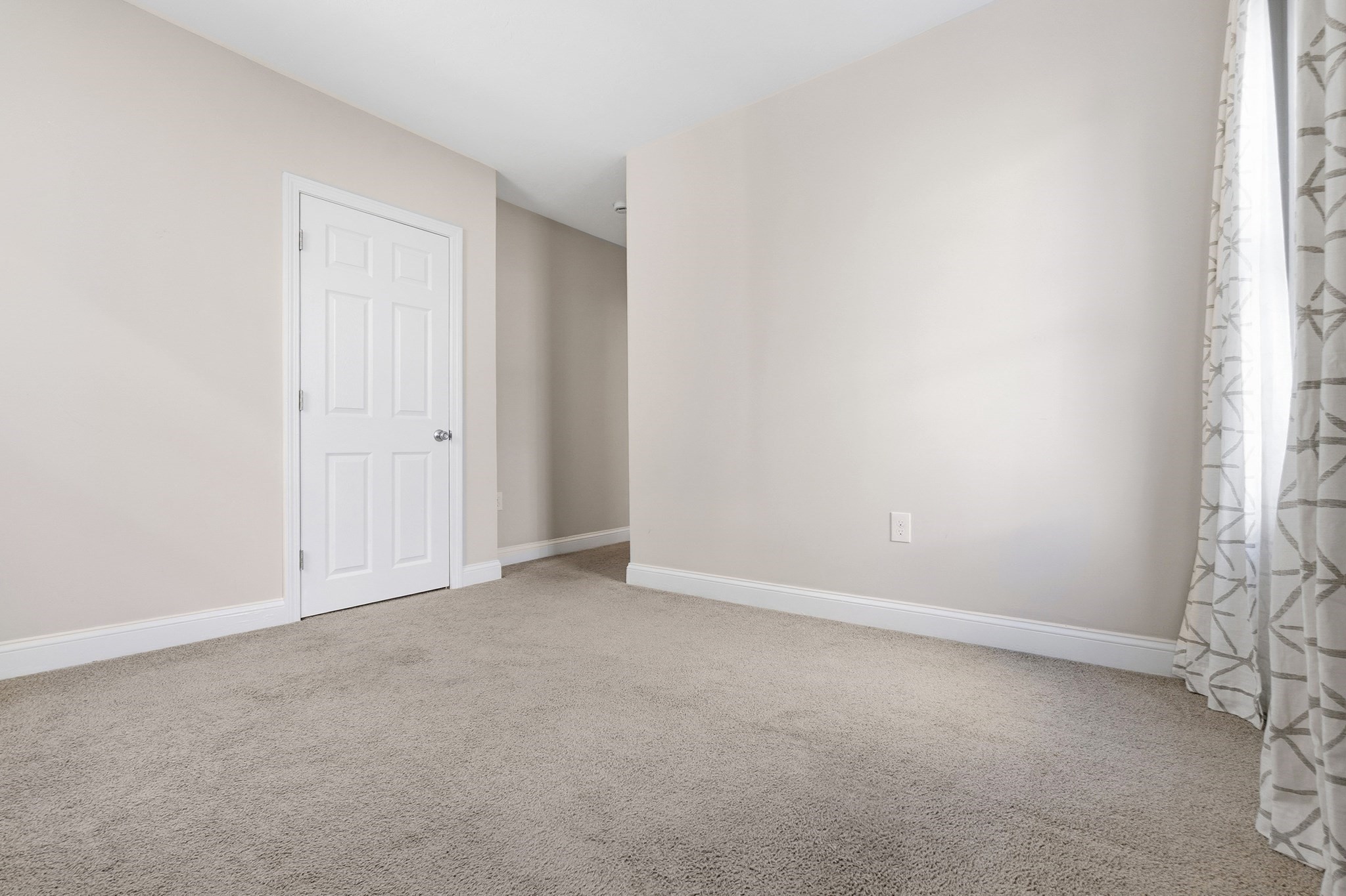 21 Emerton St Unit 21, Salem, MA 01970 - Image 17