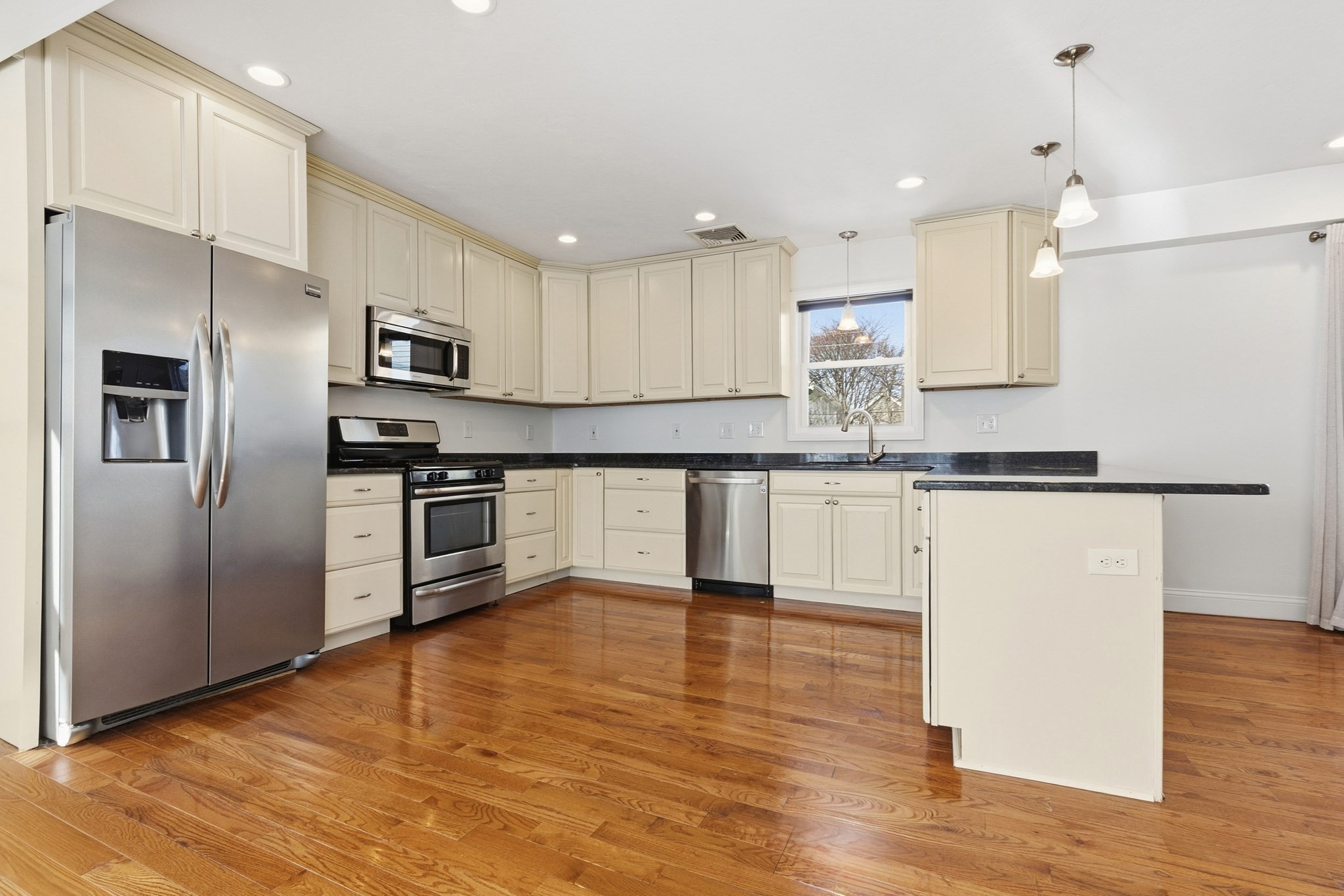 21 Emerton St Unit 21, Salem, MA 01970 - Image 8