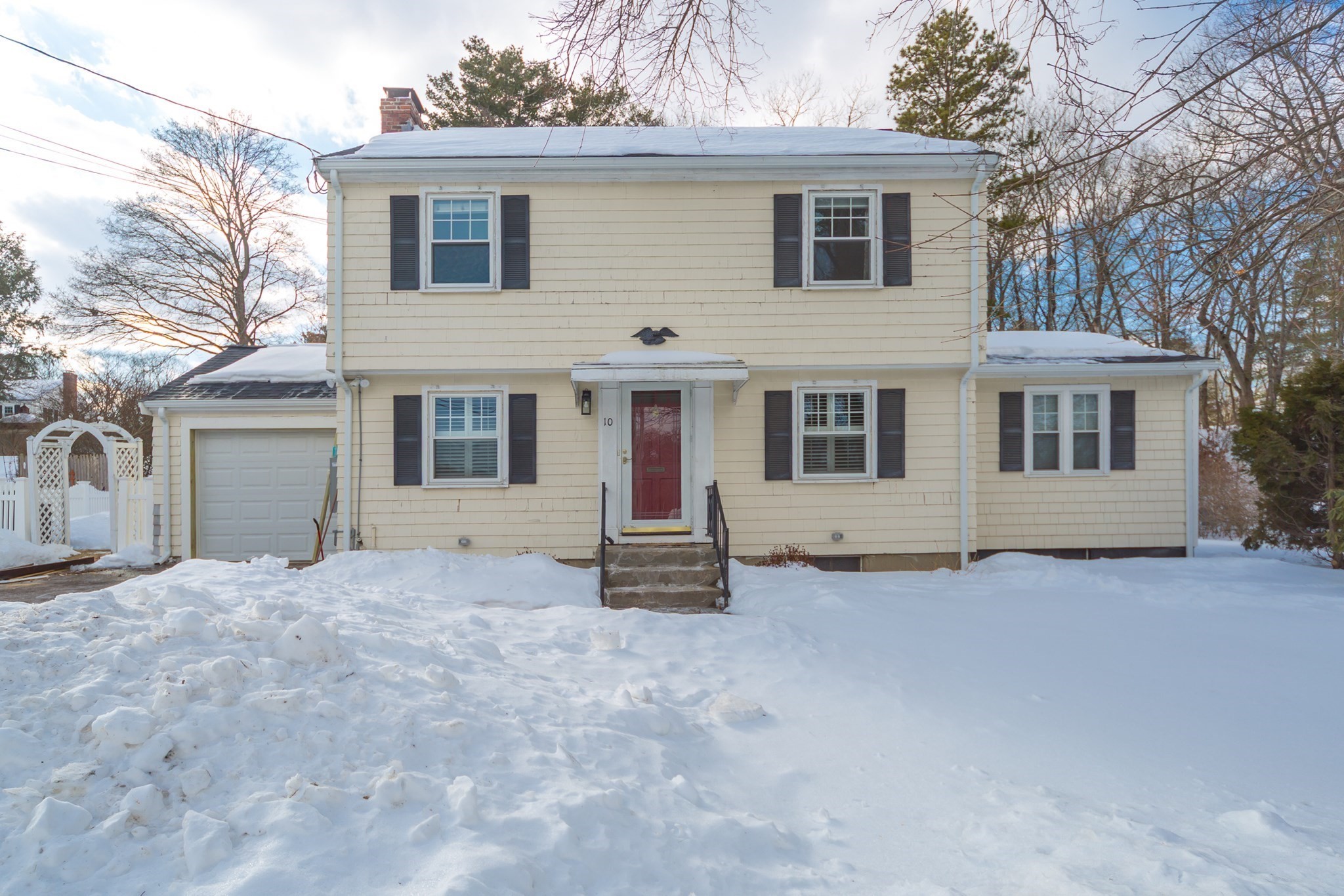 10 Oak Street, Natick, MA 01760