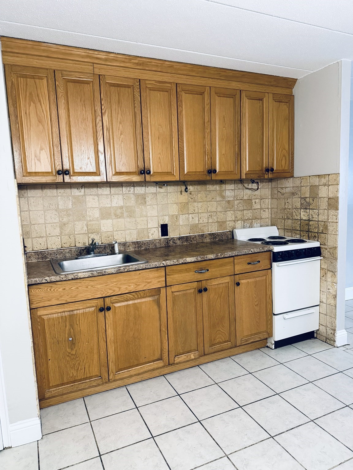 126 Beaver St Unit 5, Framingham, MA 01702 - Image 2