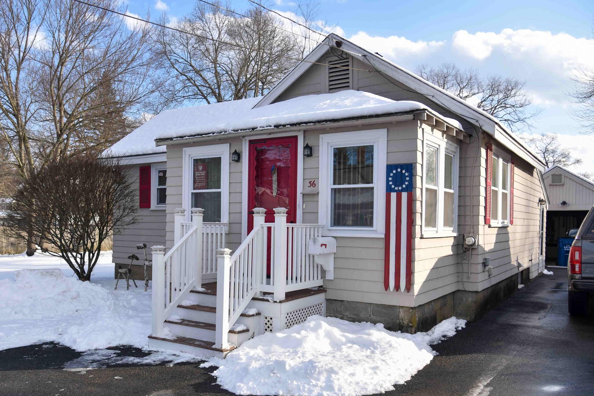 36 Briarwood Ave, Billerica, MA 01821 - Image 2