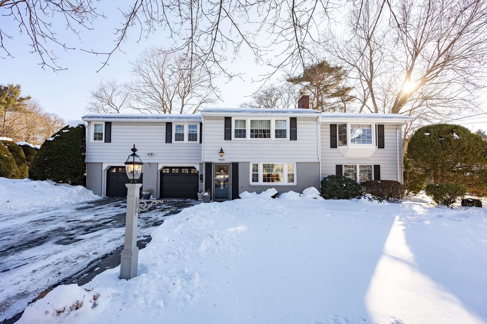 19 Lindauer St, Peabody, MA 01960